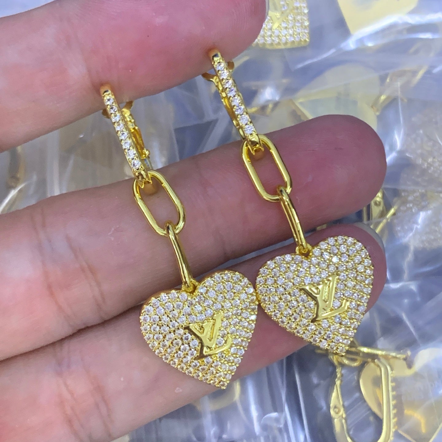 LuxluxHouse Low Price And High Quality Accessories Louis Vuitton