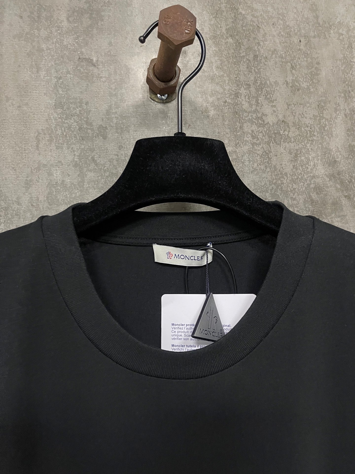 LuxluxHouse Best Quality Clothes T-shirt Moncler