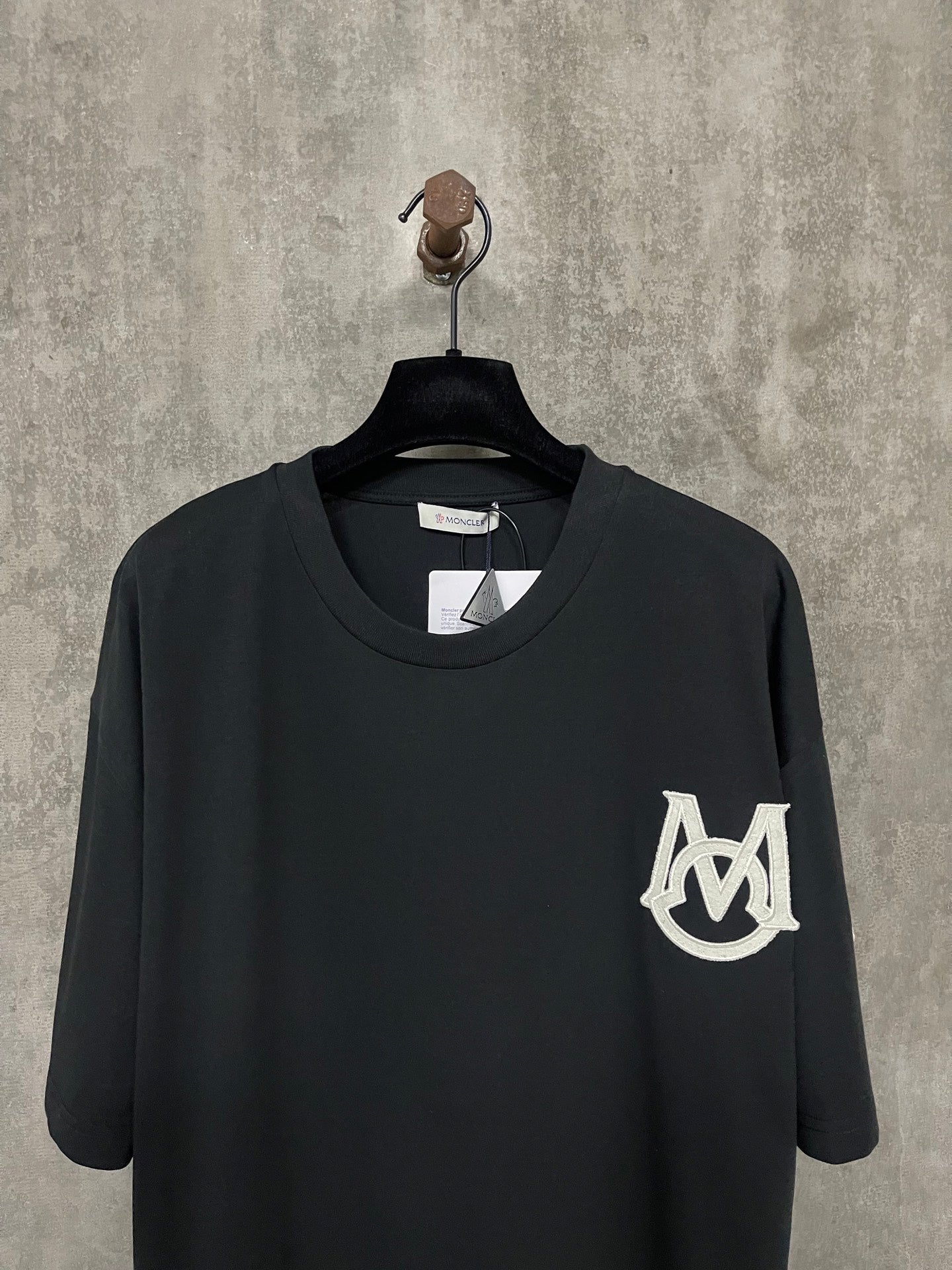 LuxluxHouse Best Quality Clothes T-shirt Moncler