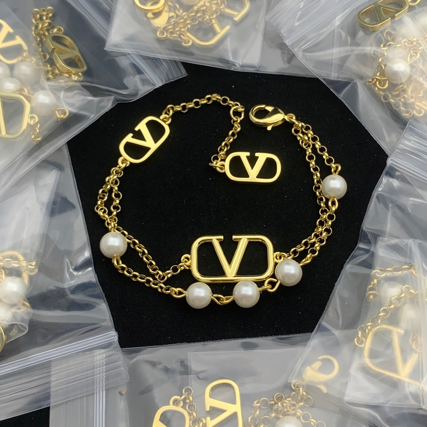 LuxluxHouse Low Price And High Quality Accessories Valentino