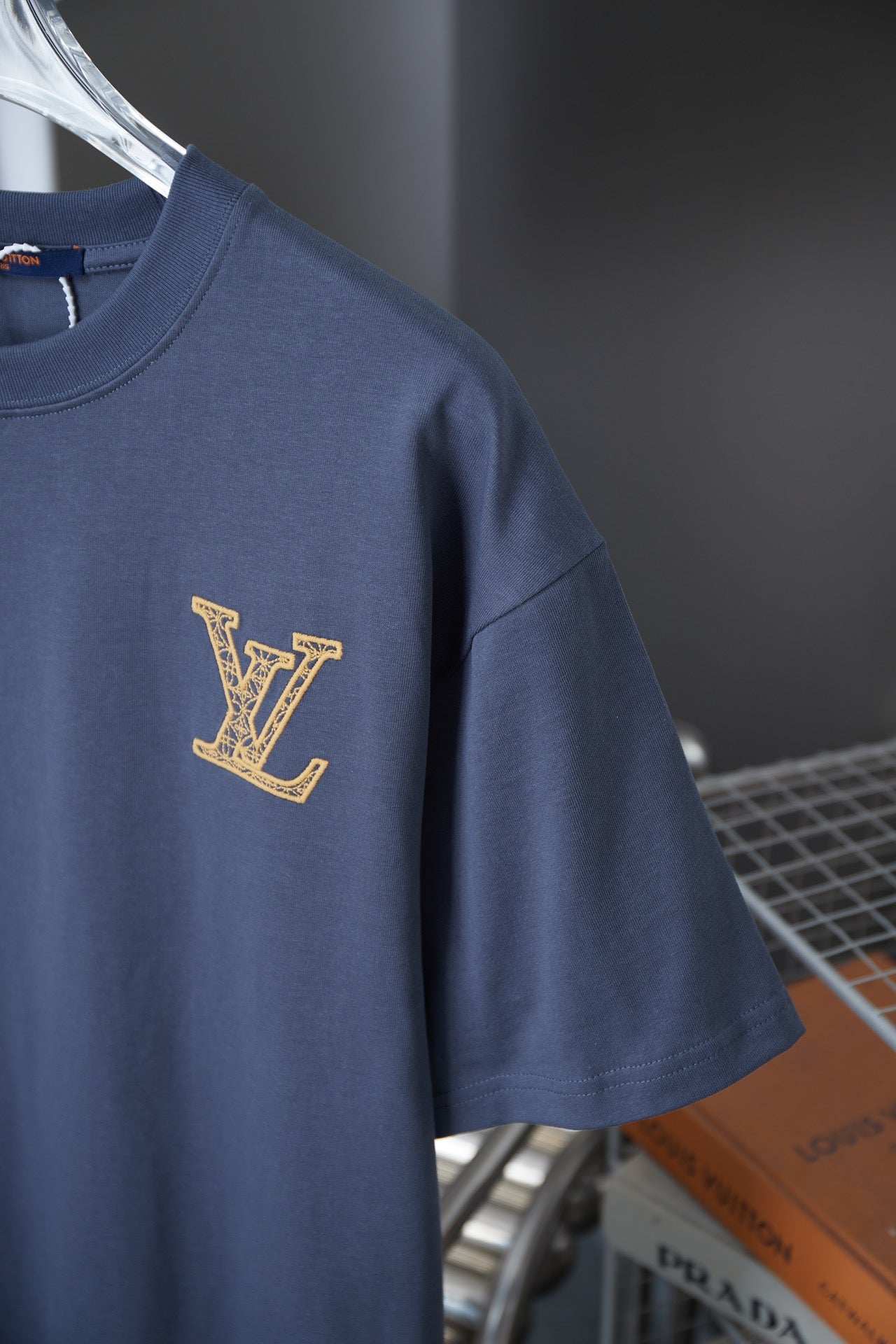 LuxluxHouse Best Quality Clothes T-shirt Louis Vuitton