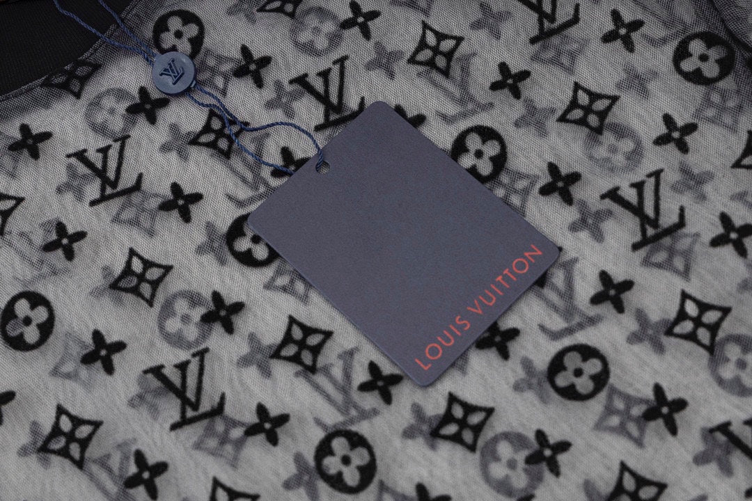 LuxluxHouse Best Quality Clothes T-shirt Louis Vuitton