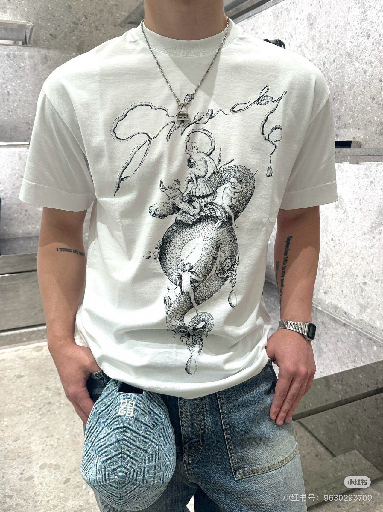 LuxluxHouse Best Quality Clothes Givenchy T-shirt