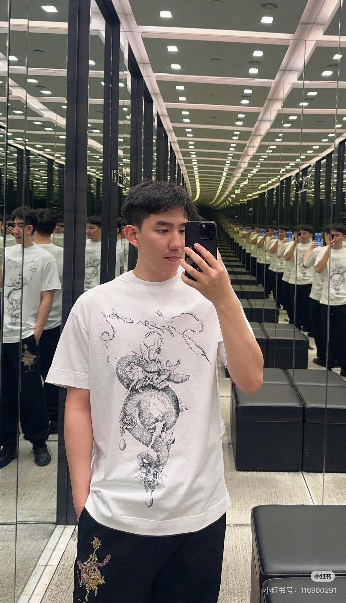 LuxluxHouse Best Quality Clothes Givenchy T-shirt