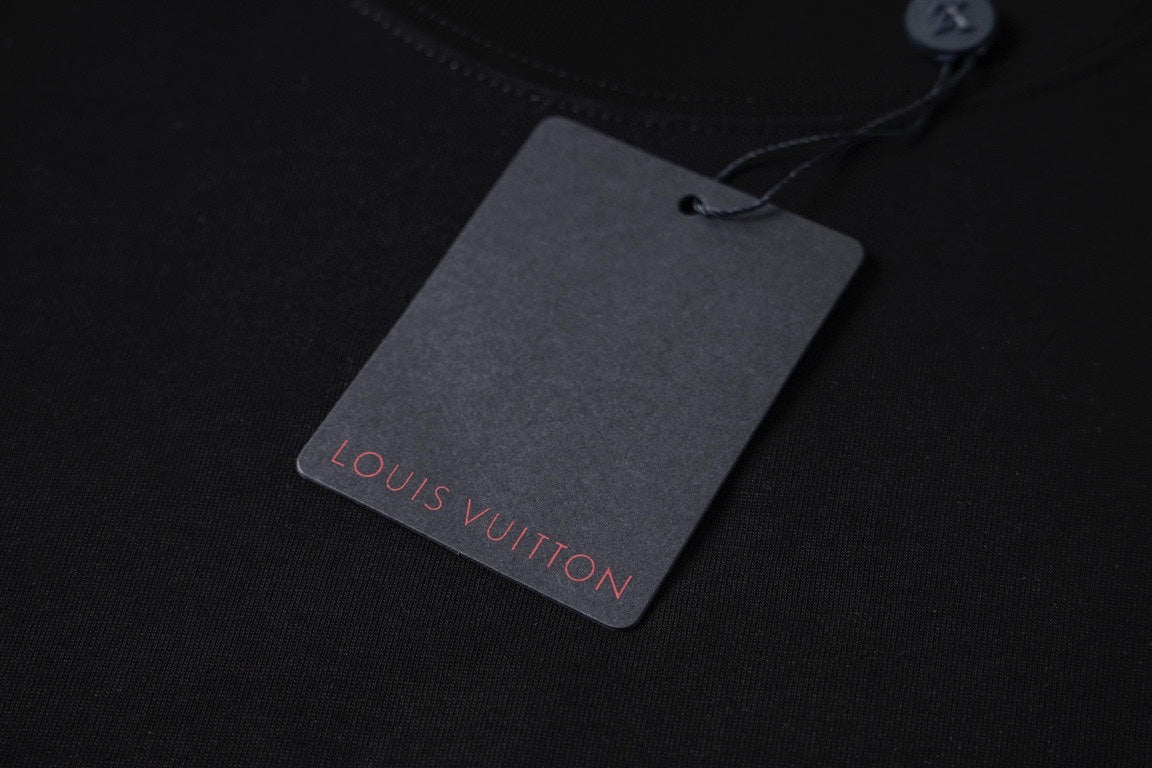 LuxluxHouse Best Quality Clothes T-shirt Louis Vuitton