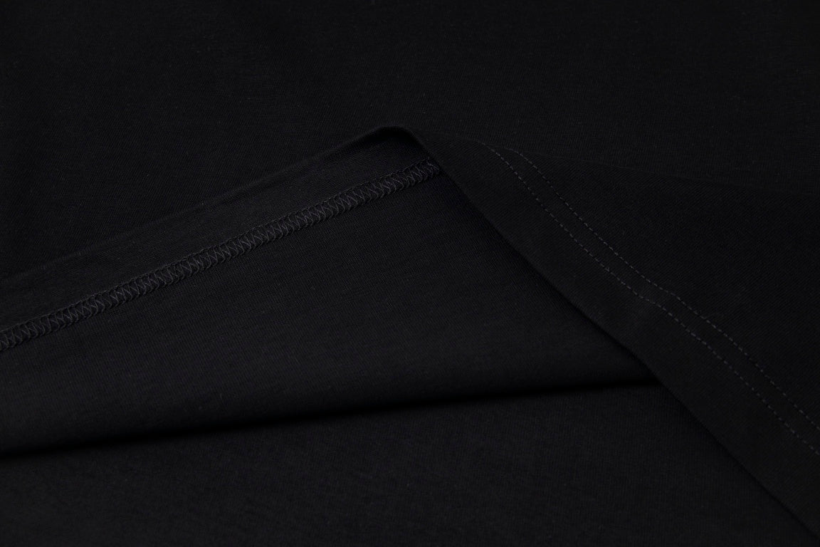 LuxluxHouse Best Quality Clothes T-shirt Prada