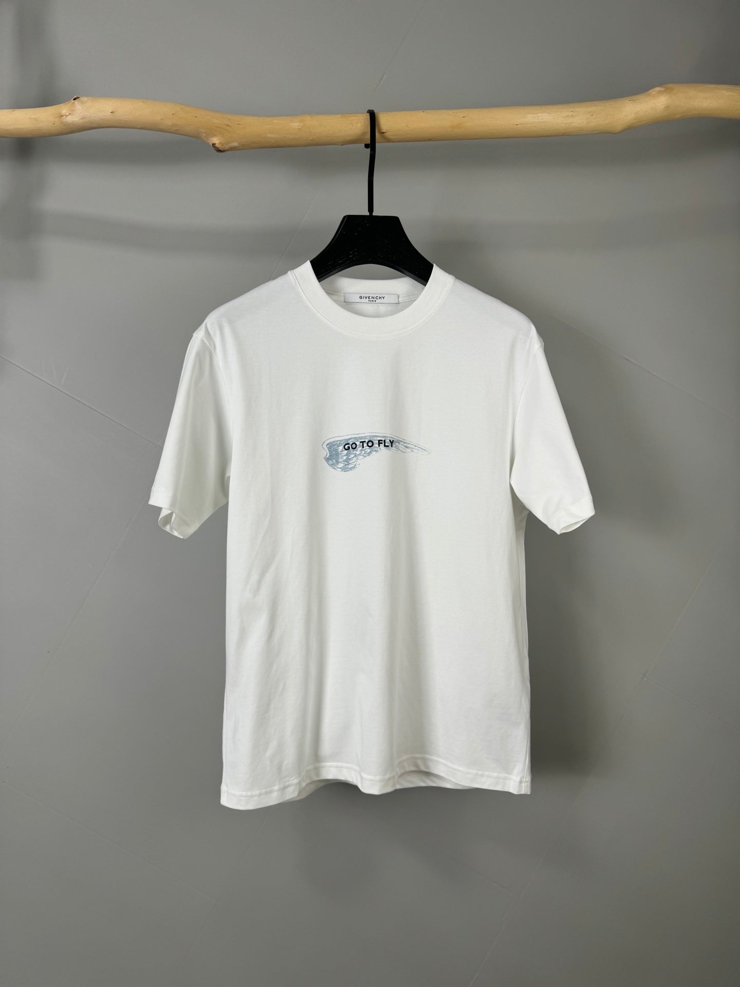 LuxluxHouse Best Quality Clothes Givenchy T-shirt