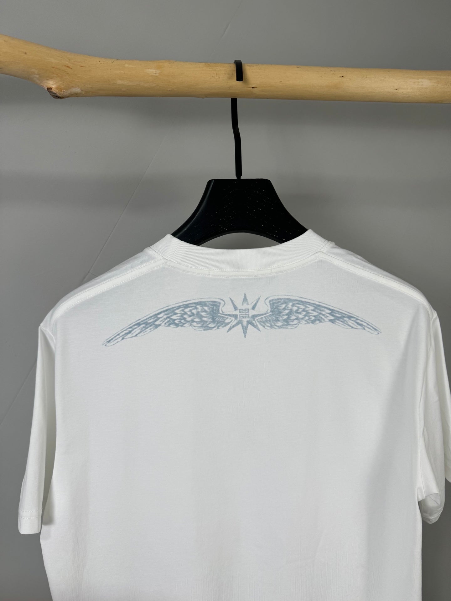 LuxluxHouse Best Quality Clothes Givenchy T-shirt