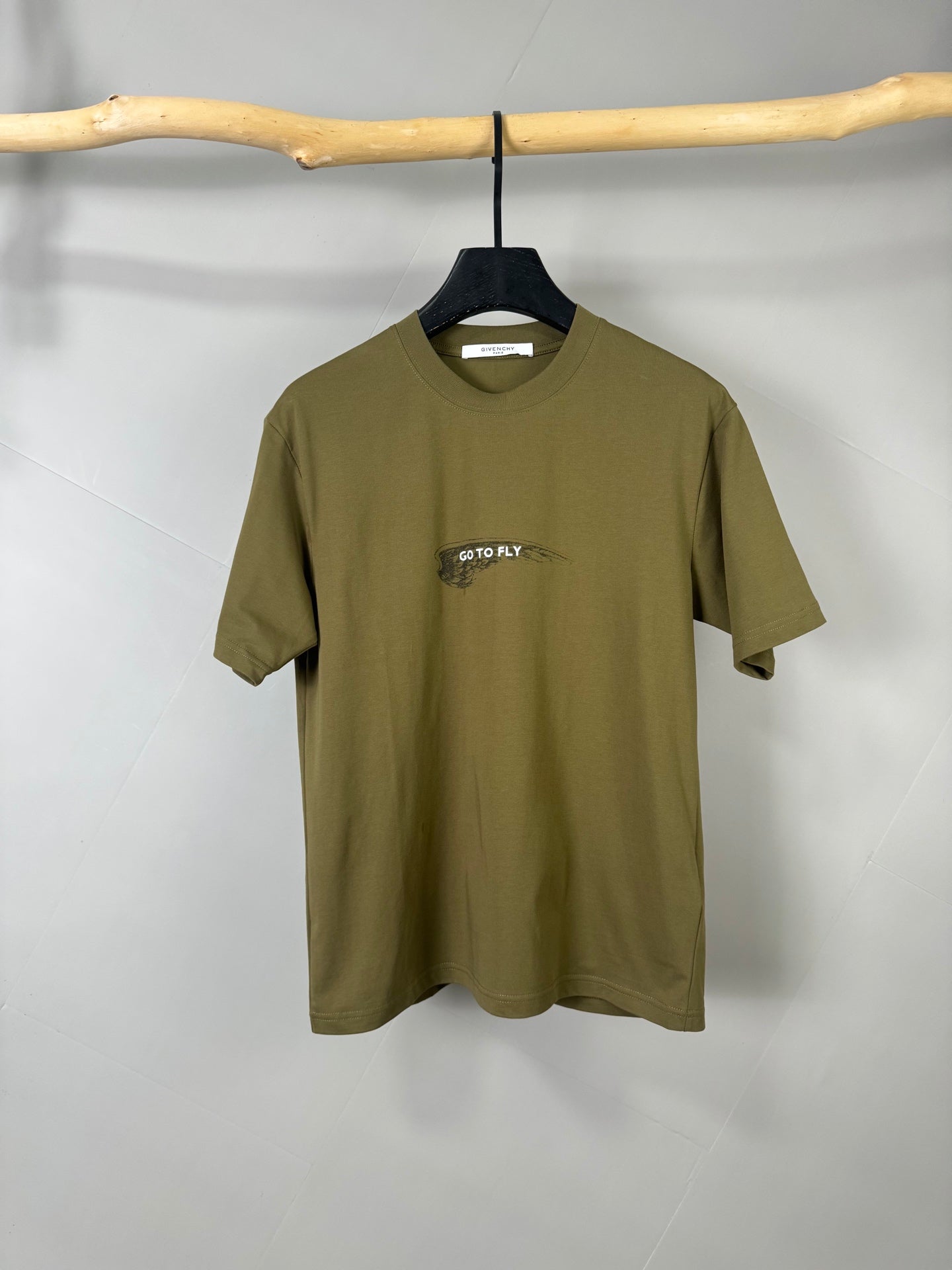 LuxluxHouse Best Quality Clothes Givenchy T-shirt