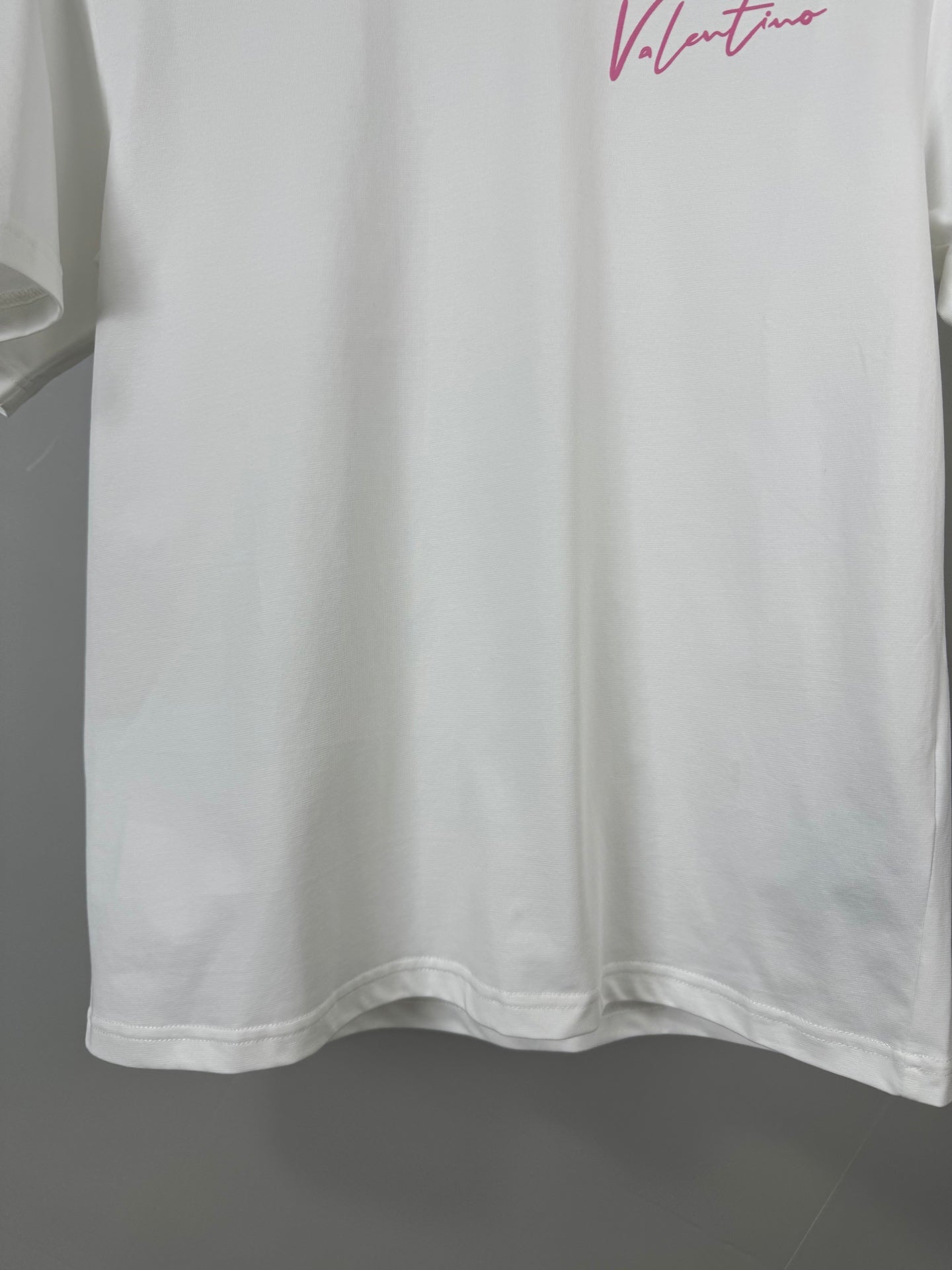 LuxluxHouse Best Quality Clothes Valentino T-shirt