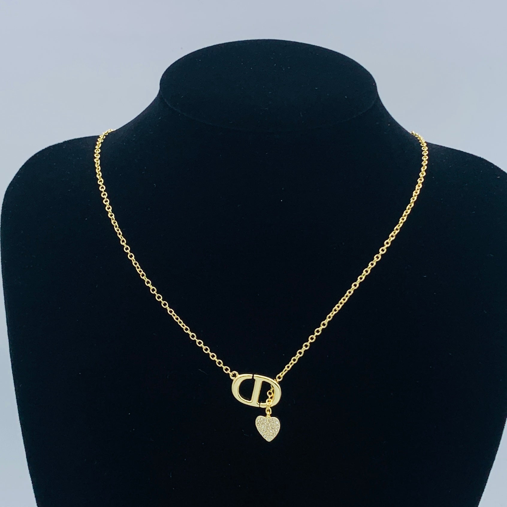 LuxluxHouse Low Price And High Quality Accessories Dior