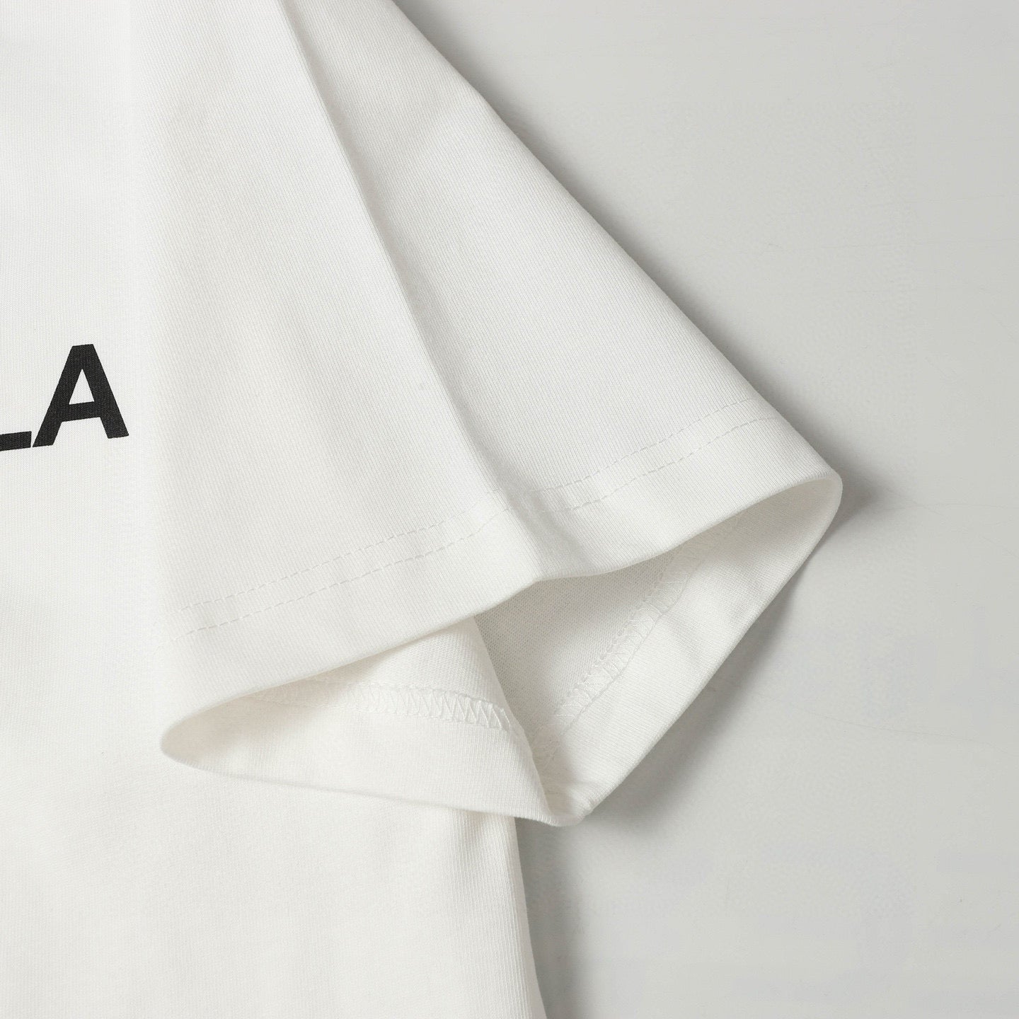 LuxluxHouse Best Quality Clothes T-shirt Chanel & Maison Margiela