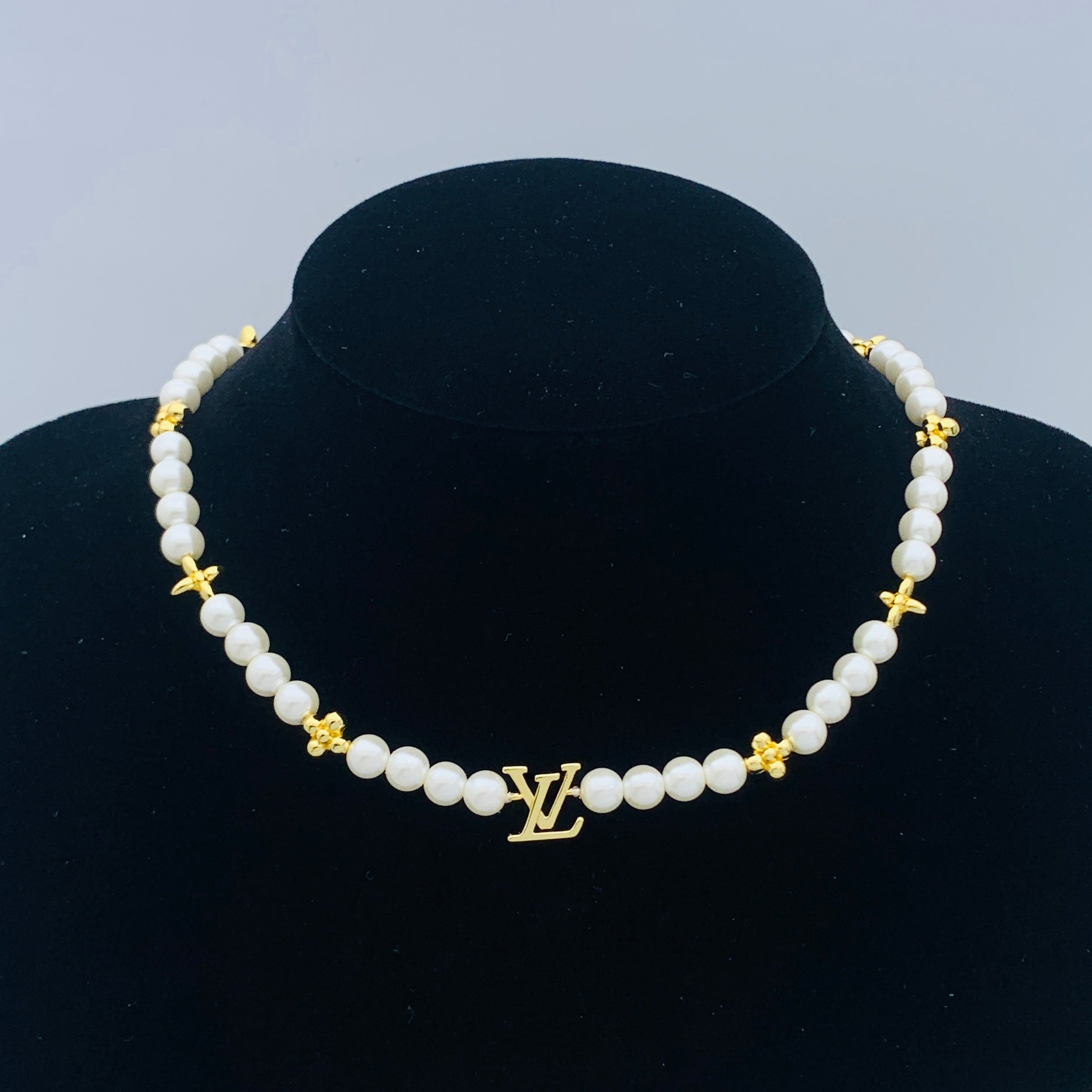 LuxluxHouse Low Price And High Quality Accessories Louis Vuitton