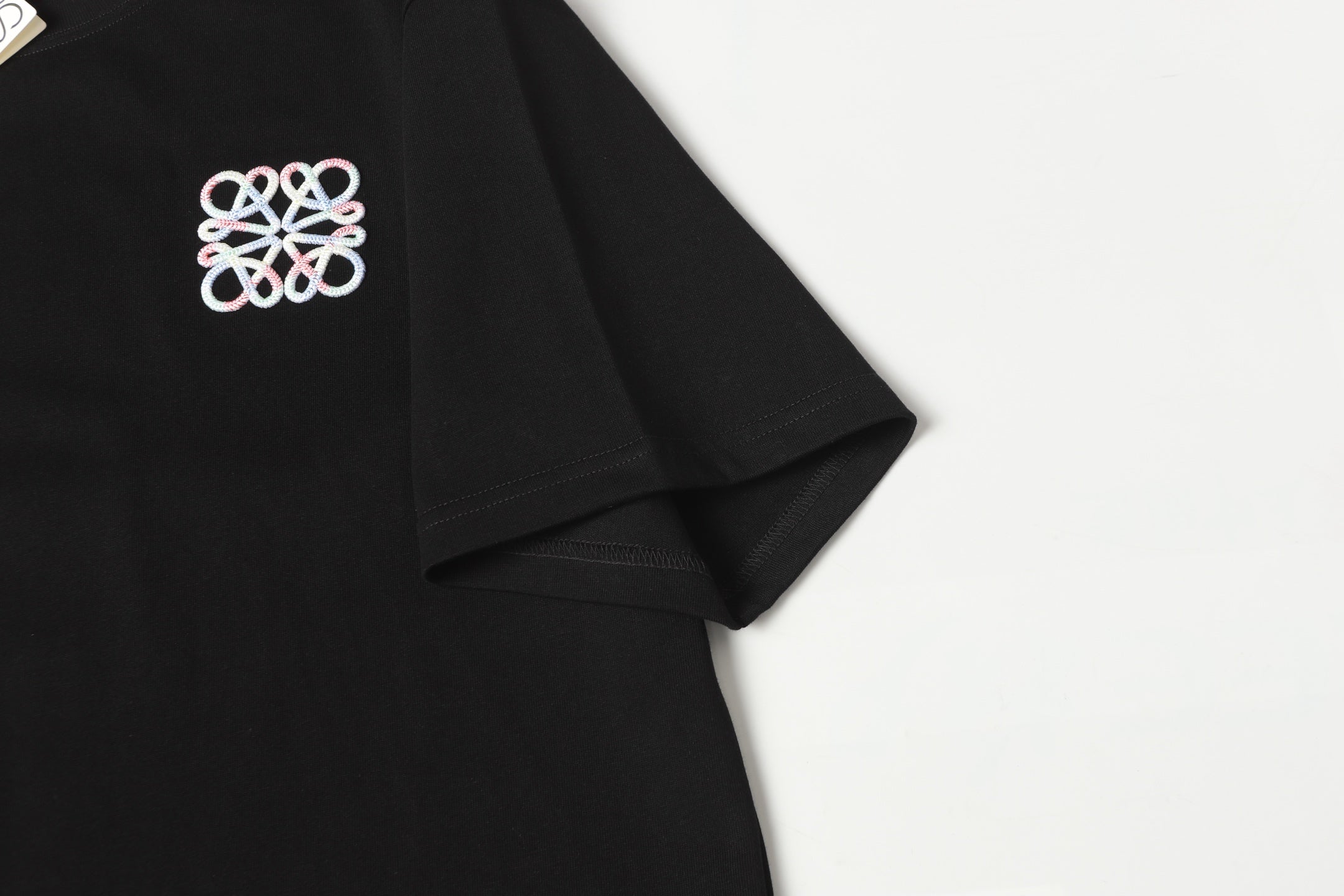 LuxluxHouse Best Quality Clothes T-shirt Loewe