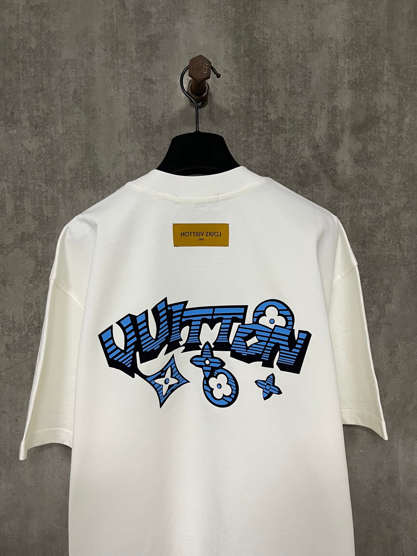 LuxluxHouse Best Quality Clothes T-shirt Louis Vuitton