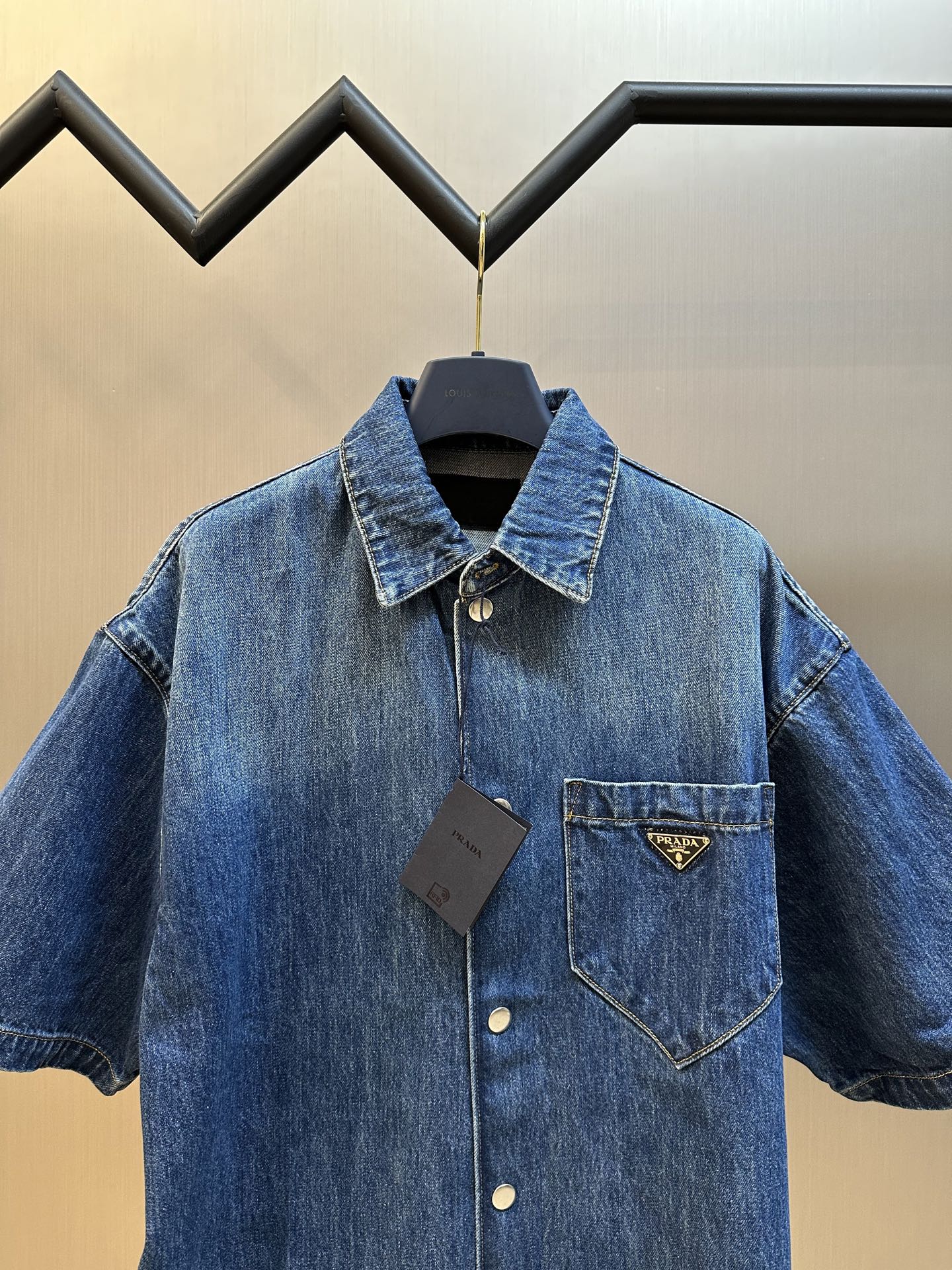 LuxluxHouse Best Quality Clothes Shirts&Polo Prada