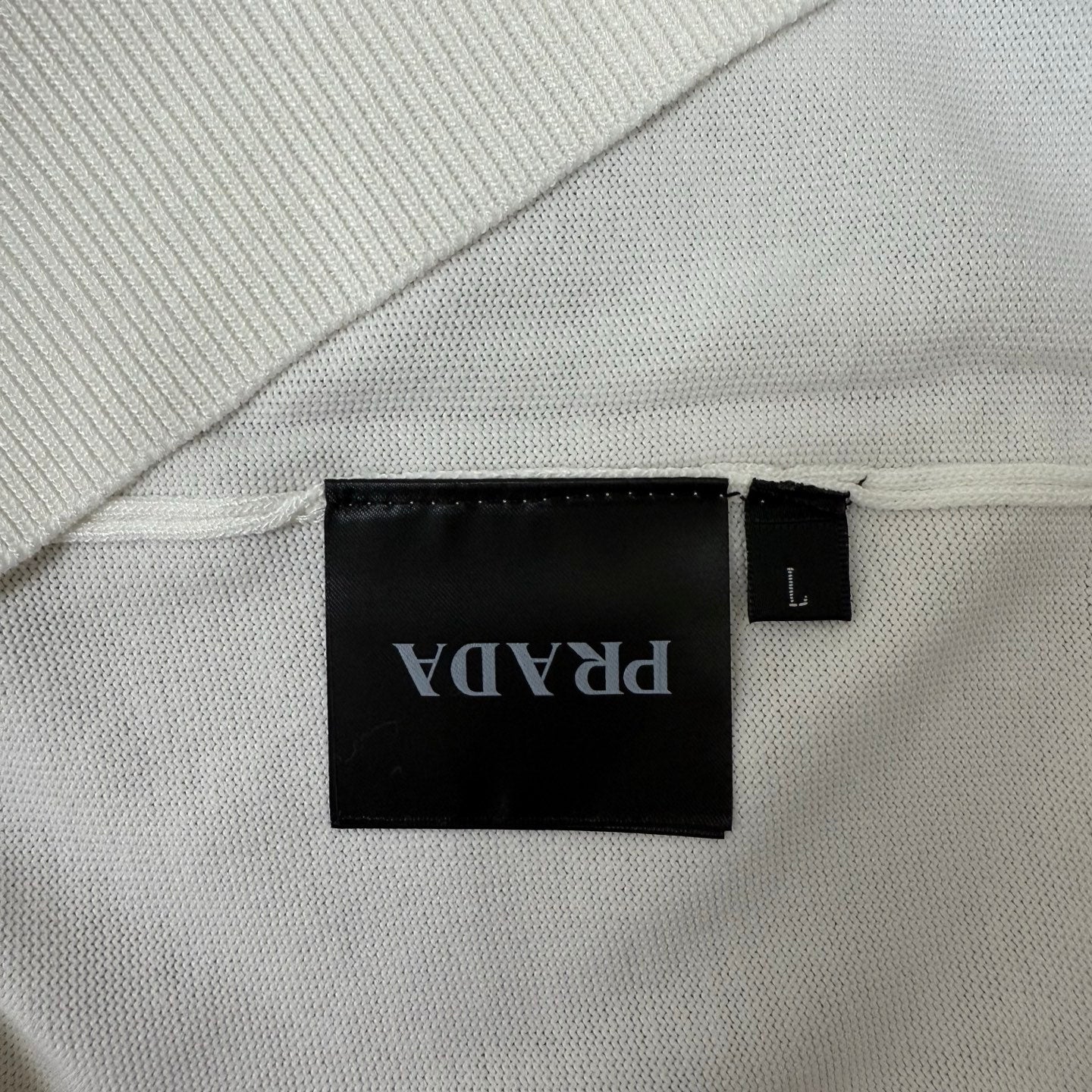 LuxluxHouse Best Quality Clothes T-shirt Prada
