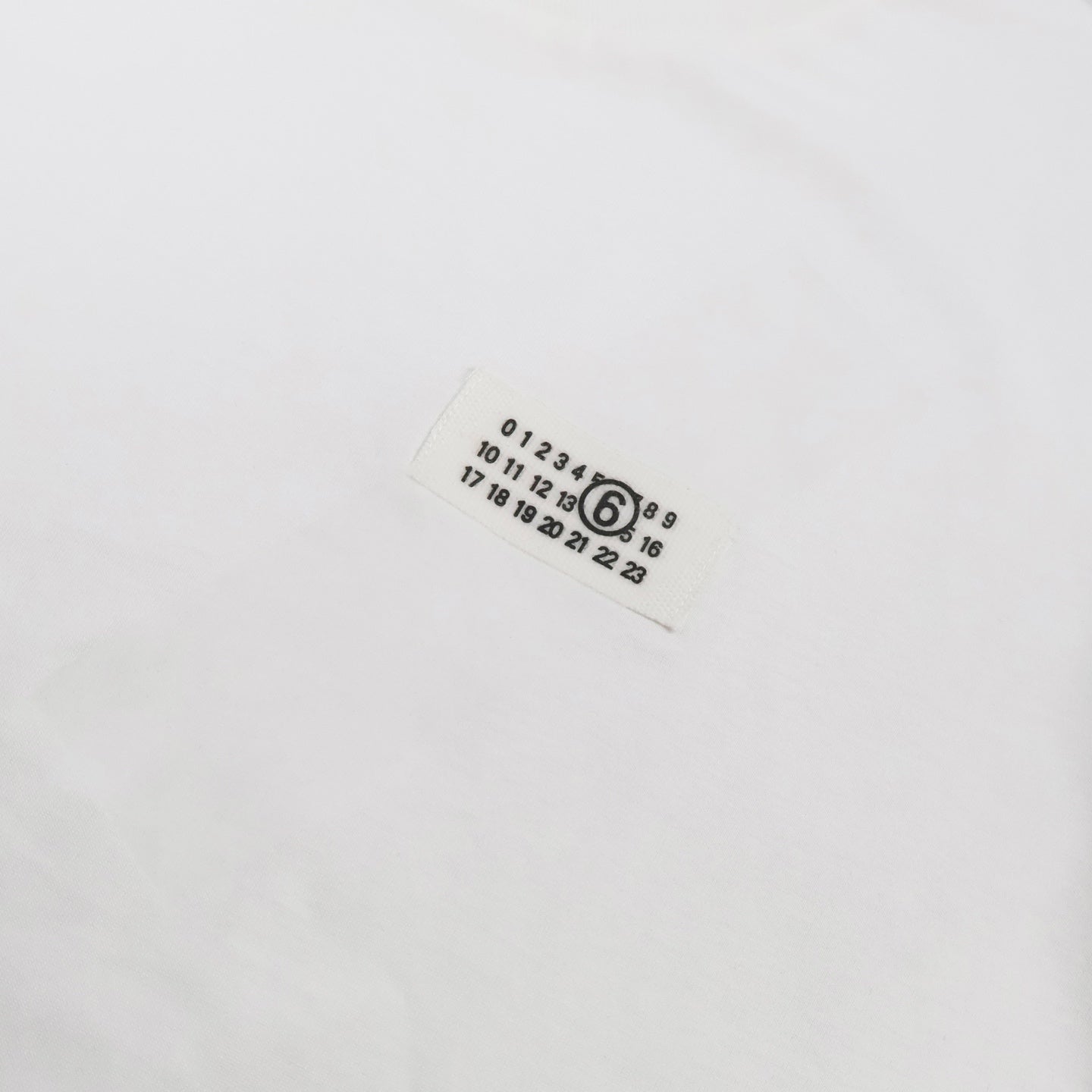 LuxluxHouse Best Quality Clothes T-shirt Chanel & Maison Margiela