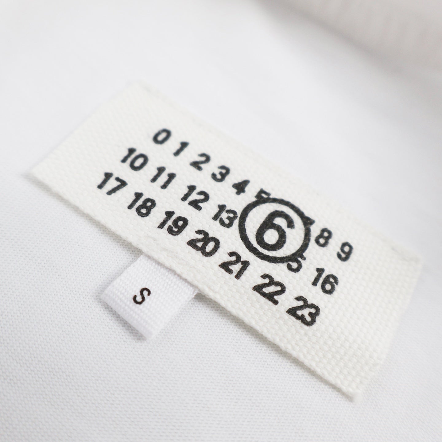 LuxluxHouse Best Quality Clothes T-shirt Chanel & Maison Margiela