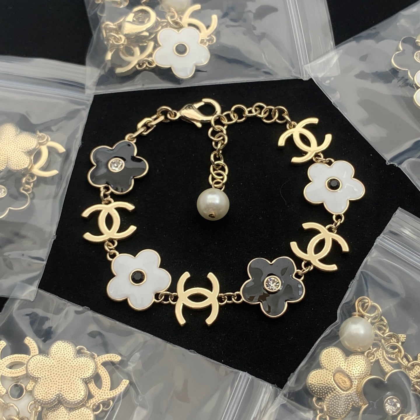 LuxluxHouse Low Price And High Quality Accessories Chanel