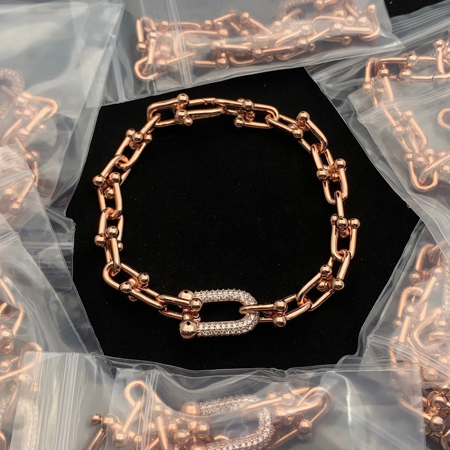 LuxluxHouse Low Price And High Quality Accessories Tiffany