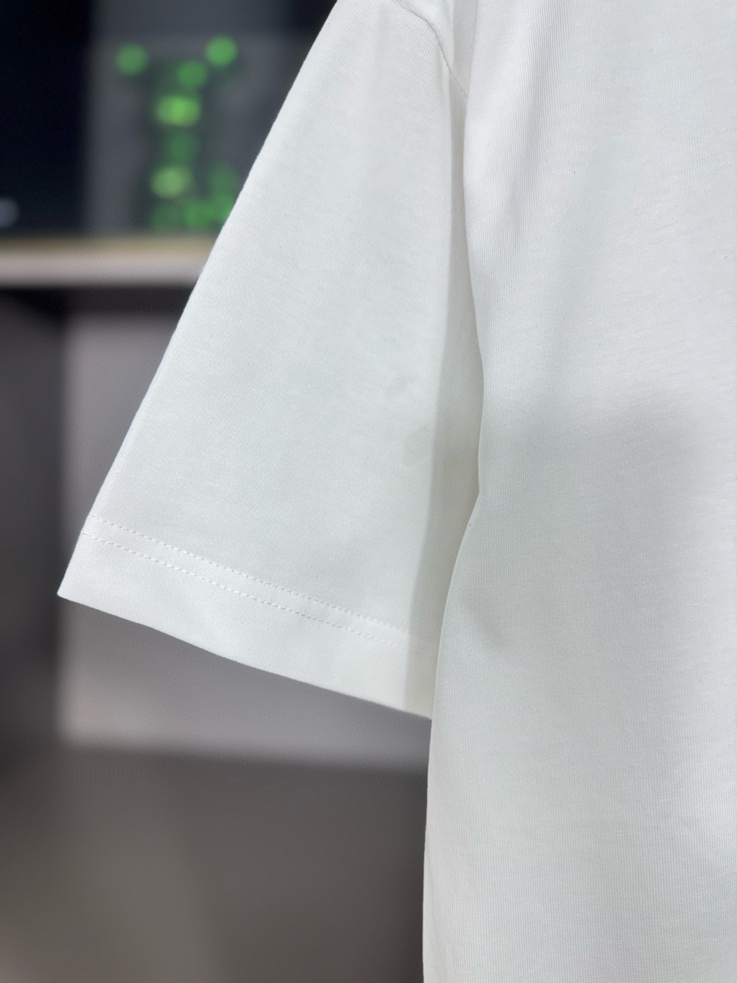 LuxluxHouse Best Quality Clothes T-shirt Prada