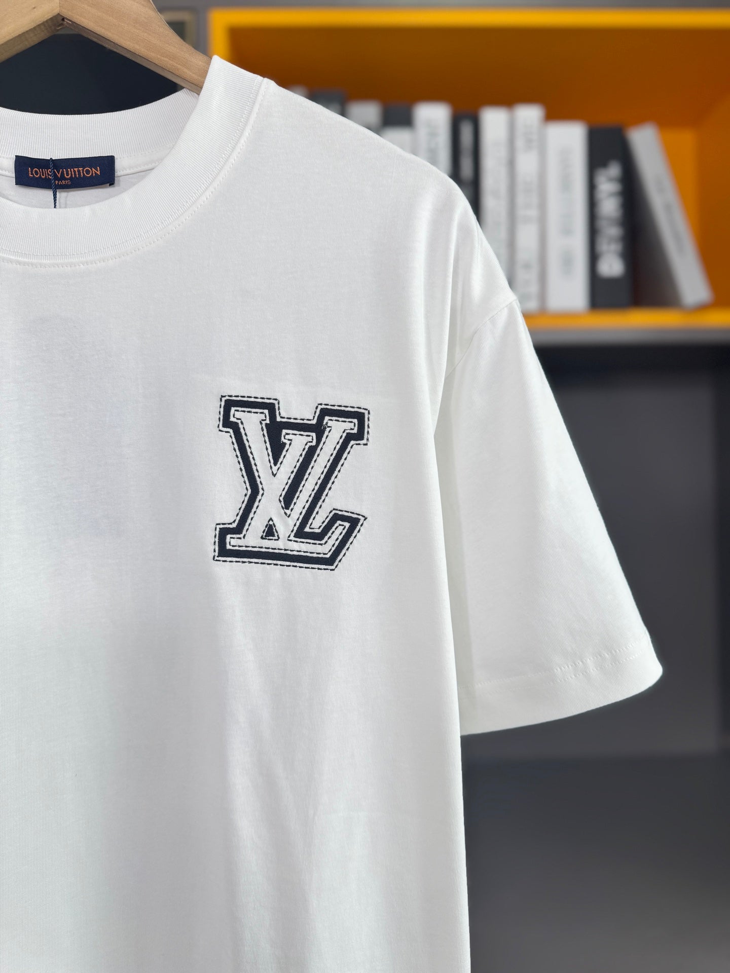 LuxluxHouse Best Quality Clothes T-shirt Louis Vuitton