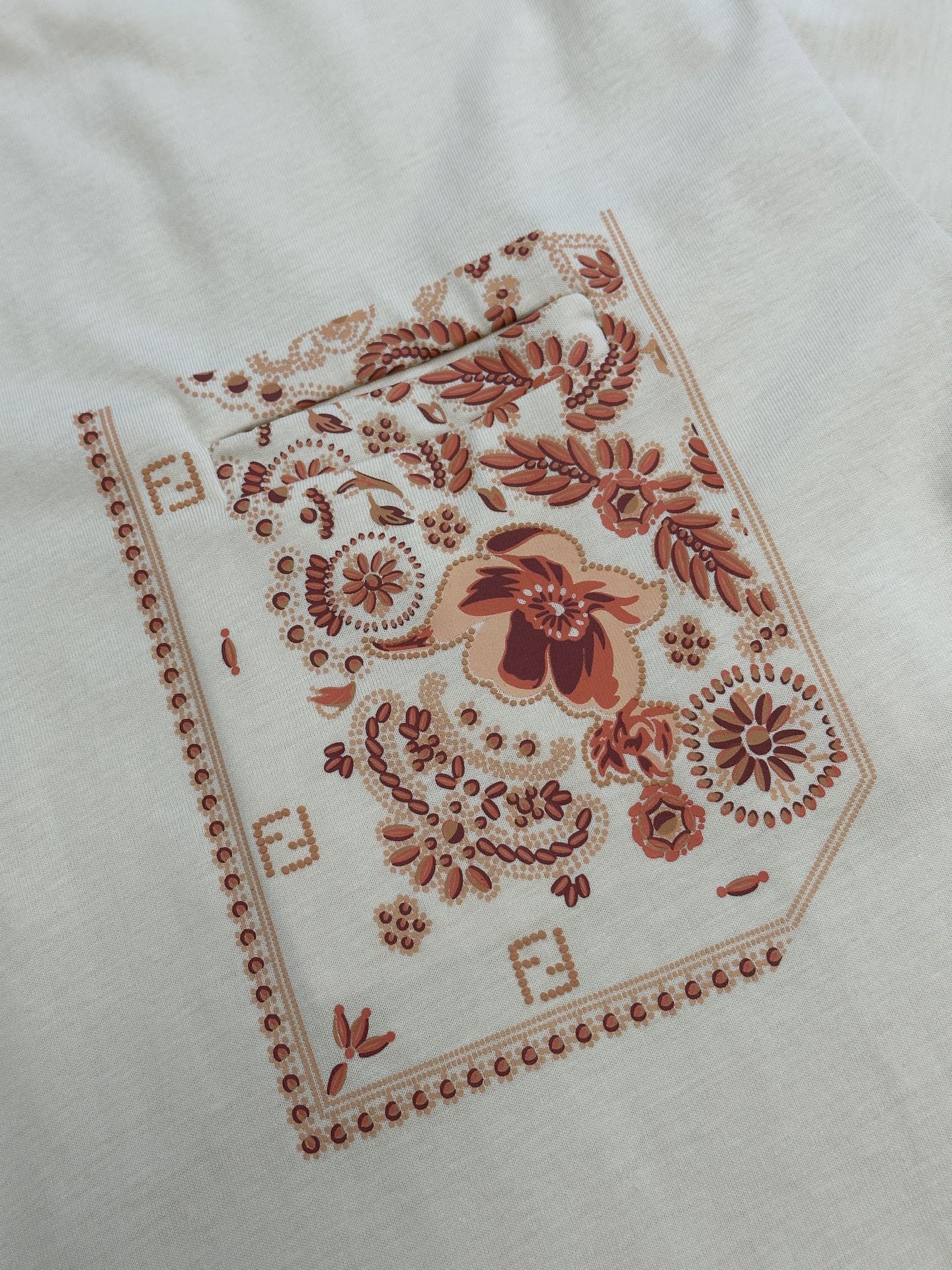 LuxluxHouse Best Quality Clothes Fendi T-shirt