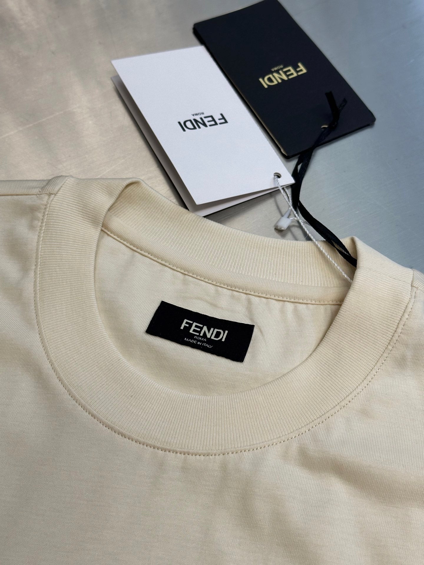LuxluxHouse Best Quality Clothes Fendi T-shirt