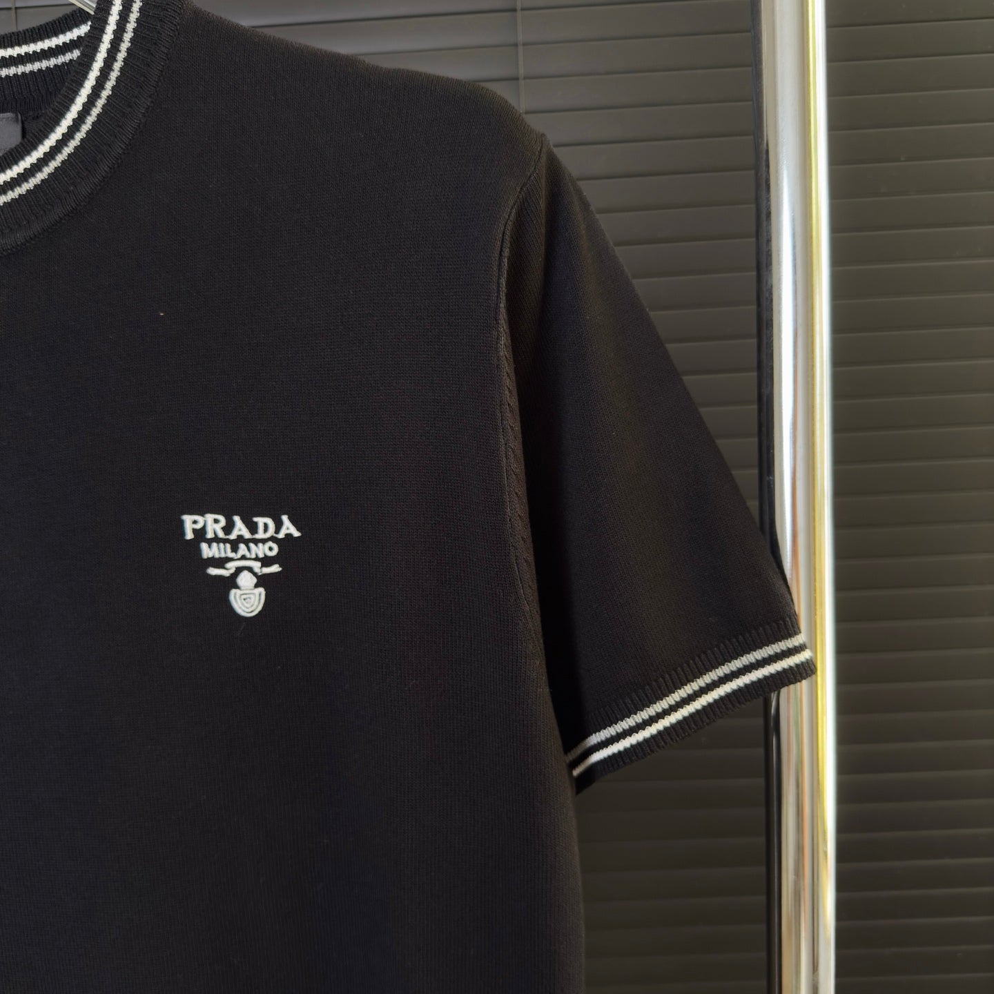 LuxluxHouse Best Quality Clothes T-shirt Prada