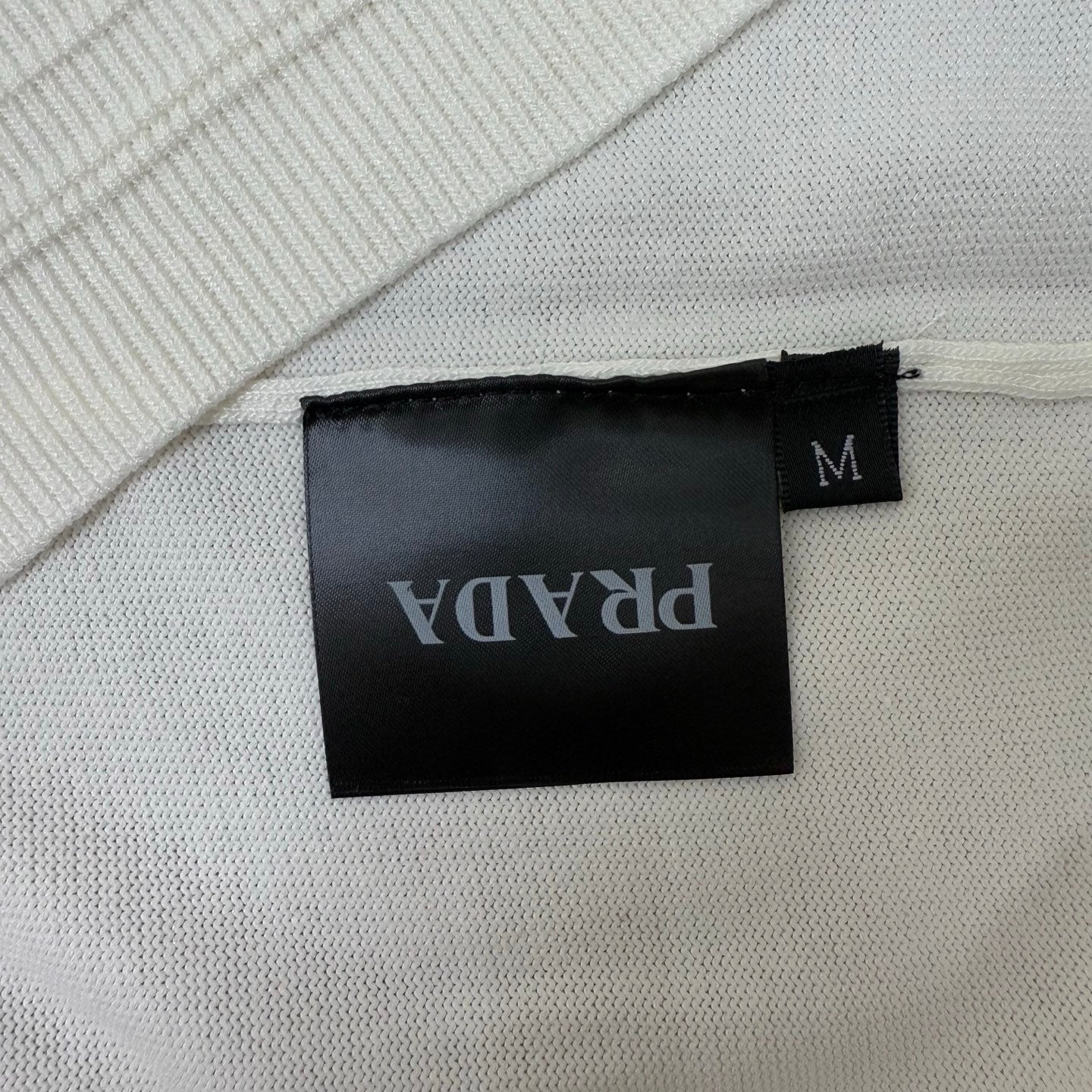 LuxluxHouse Best Quality Clothes T-shirt Prada
