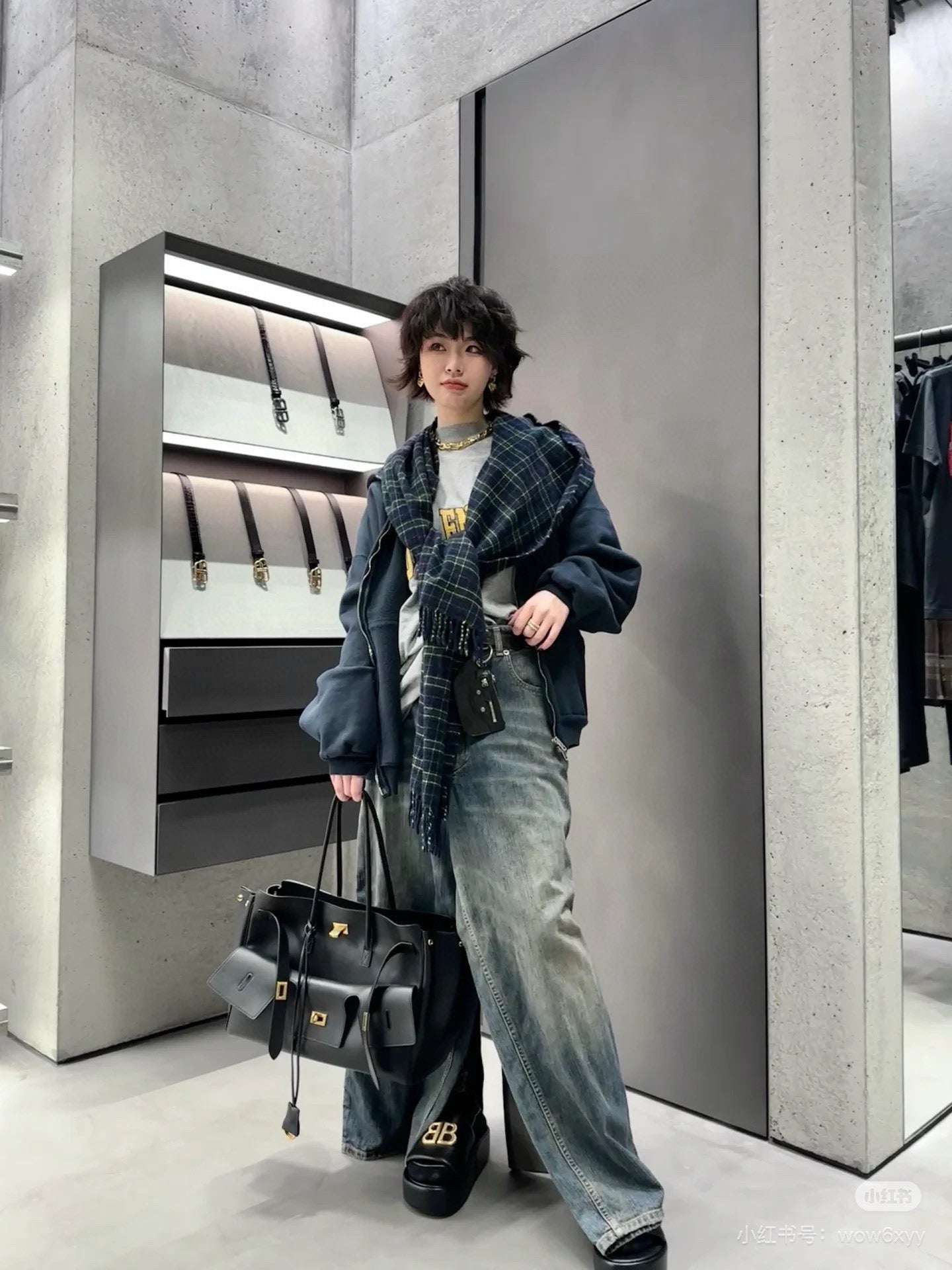 LuxluxHouse Best Quality Clothes Balenciaga T-shirt