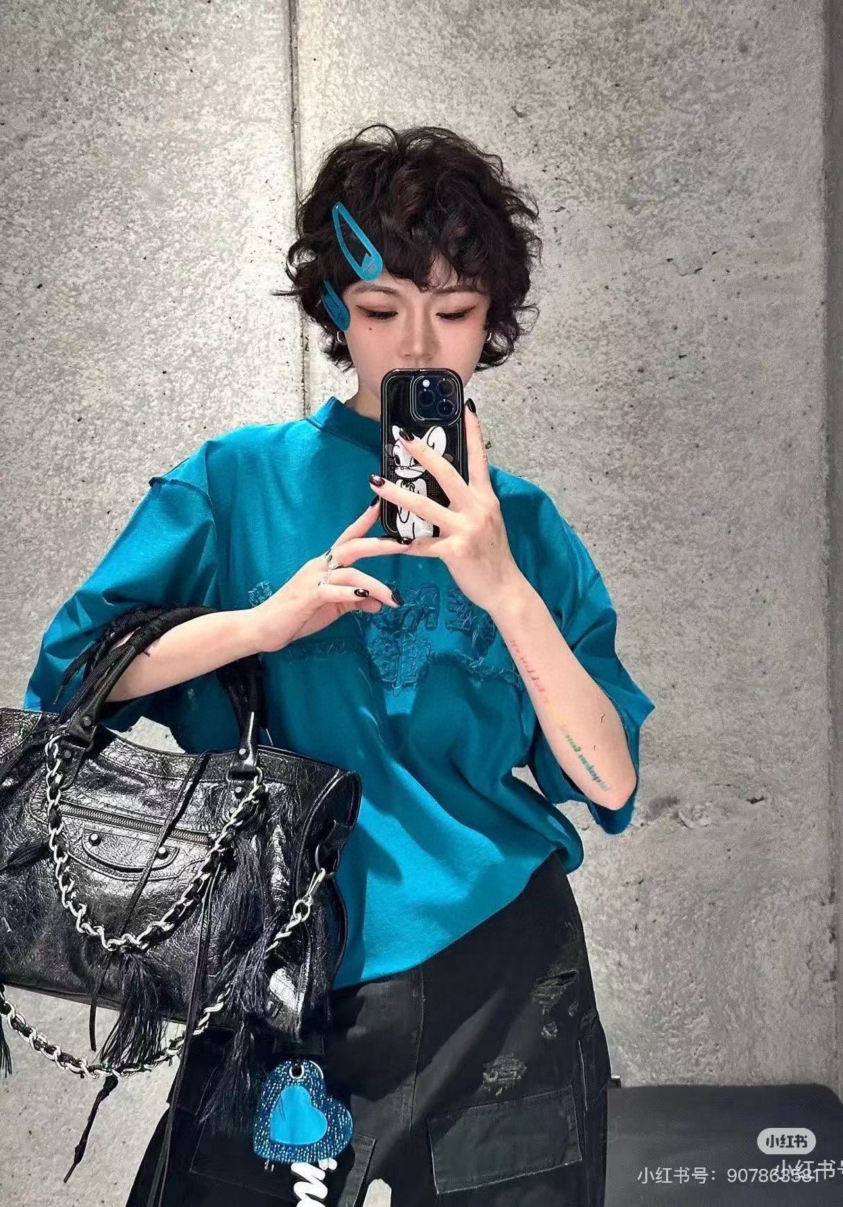 LuxluxHouse Best Quality Clothes Balenciaga T-shirt