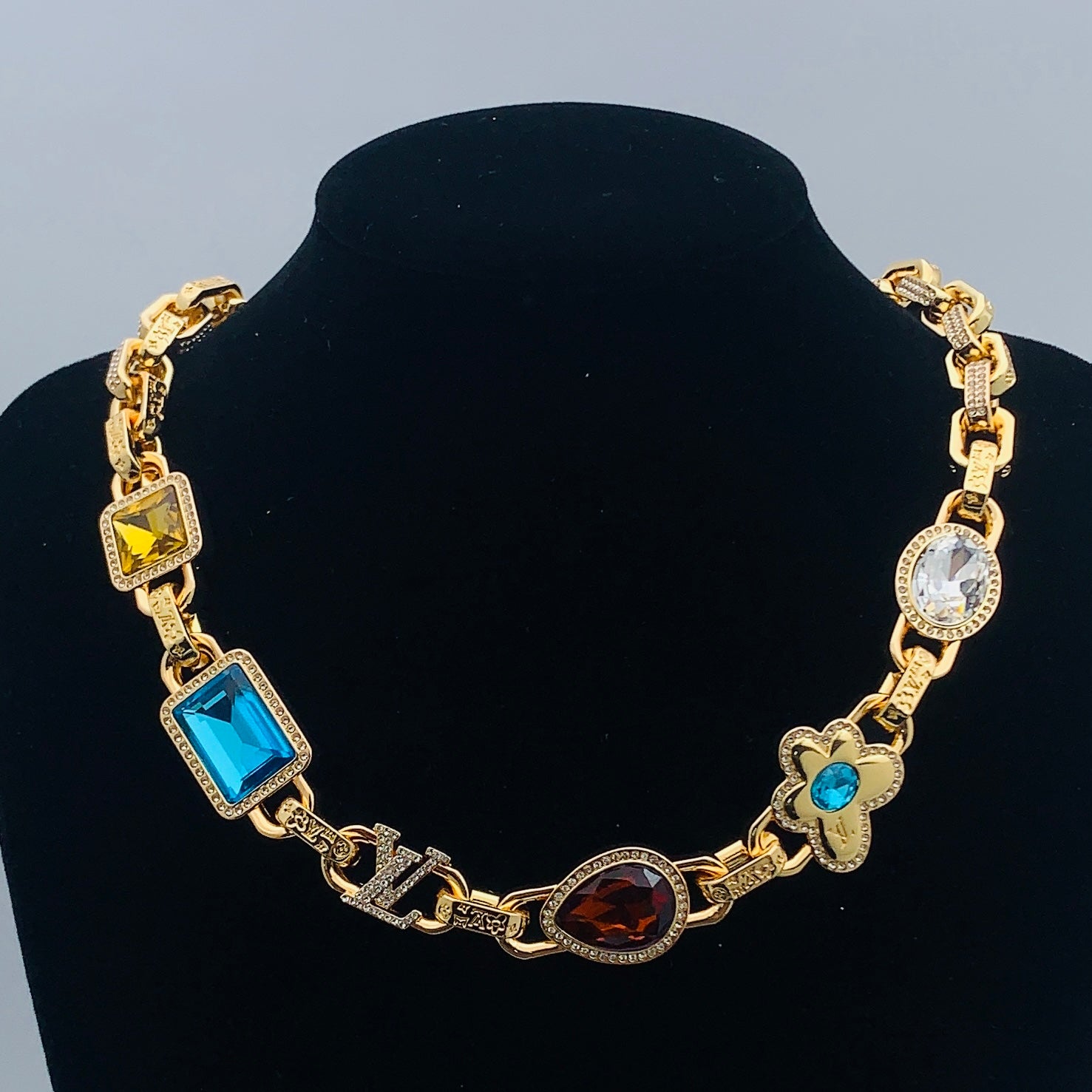 LuxluxHouse Low Price And High Quality Accessories Louis Vuitton