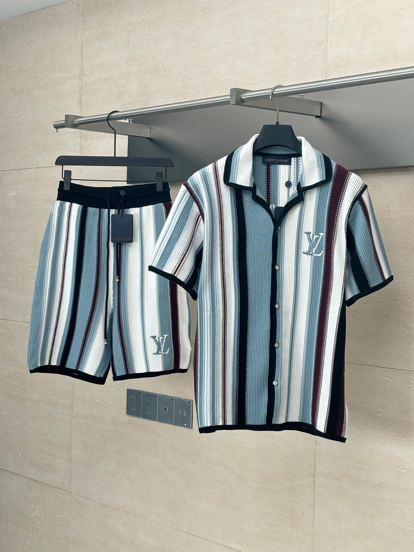 LuxluxHouse Best Quality Clothes Shirts&Polo Louis Vuitton