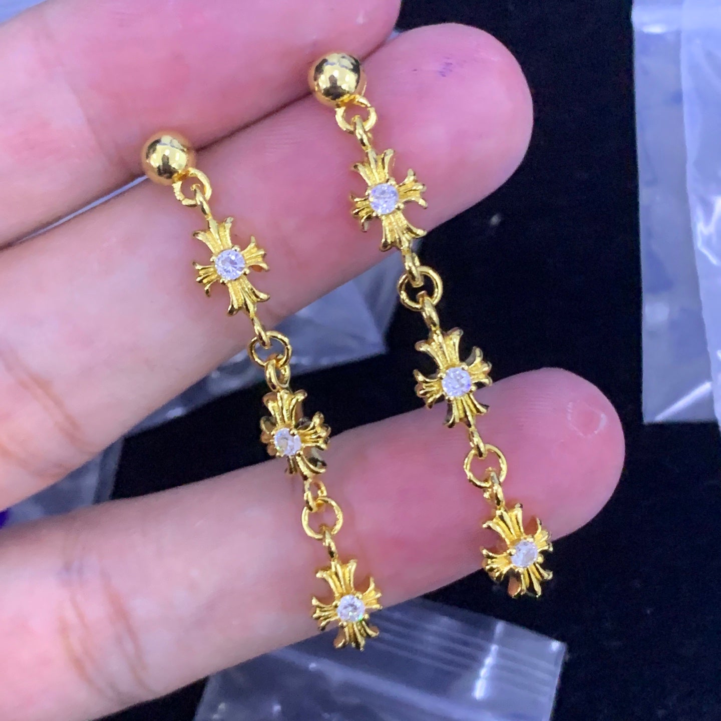 LuxluxHouse Low Price And High Quality Accessories Chrome Hearts