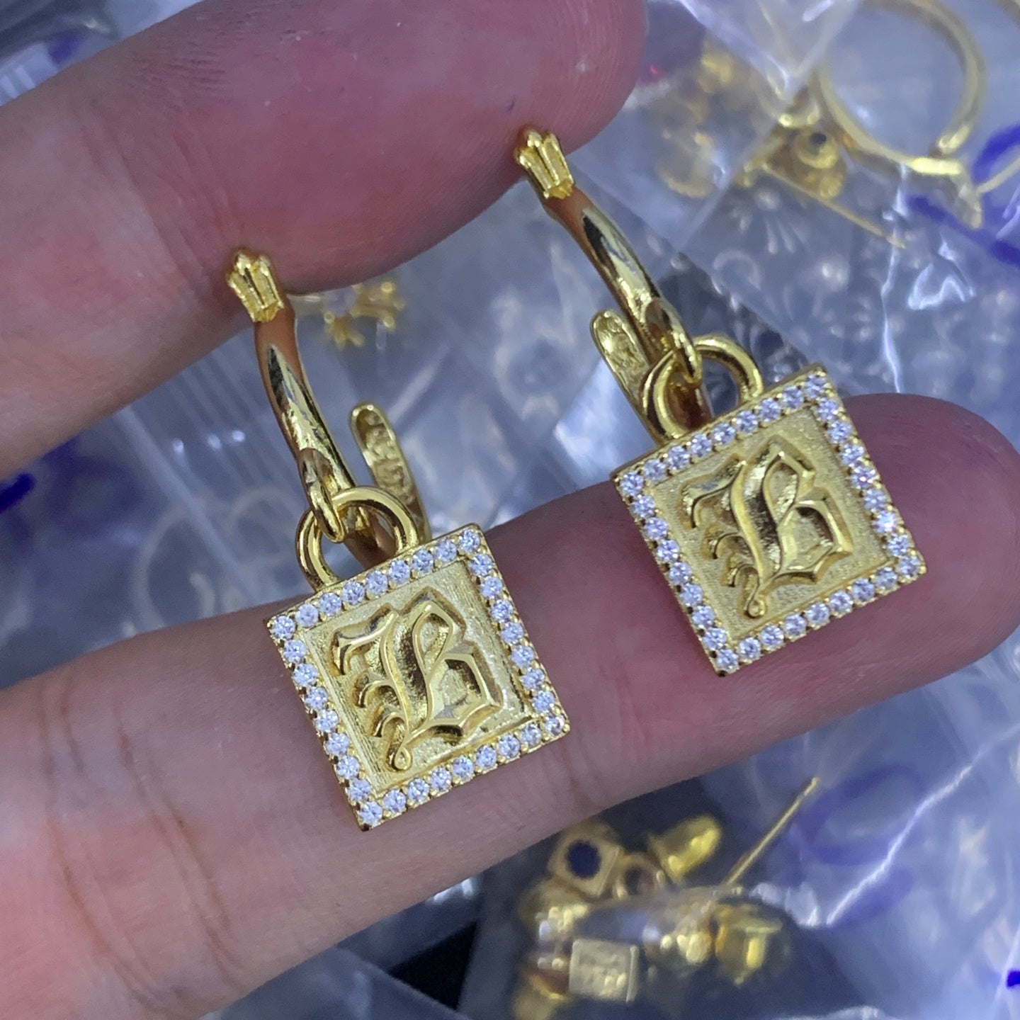 LuxluxHouse Low Price And High Quality Accessories Chrome Hearts