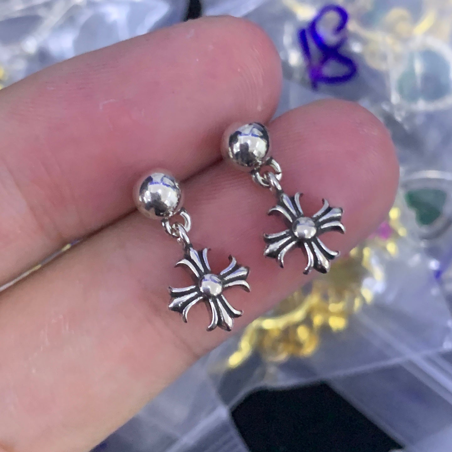 LuxluxHouse Low Price And High Quality Accessories Chrome Hearts