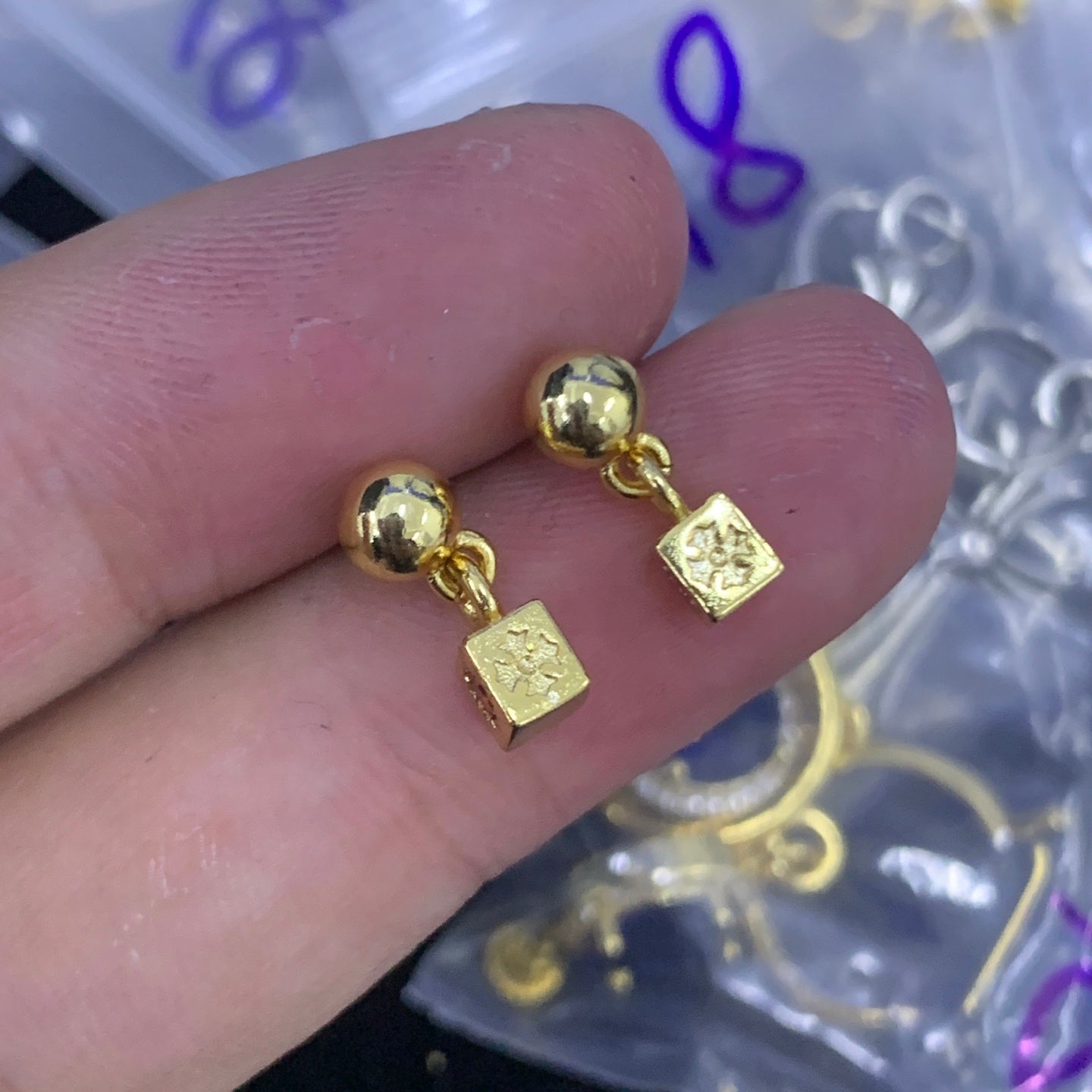 LuxluxHouse Low Price And High Quality Accessories Chrome Hearts