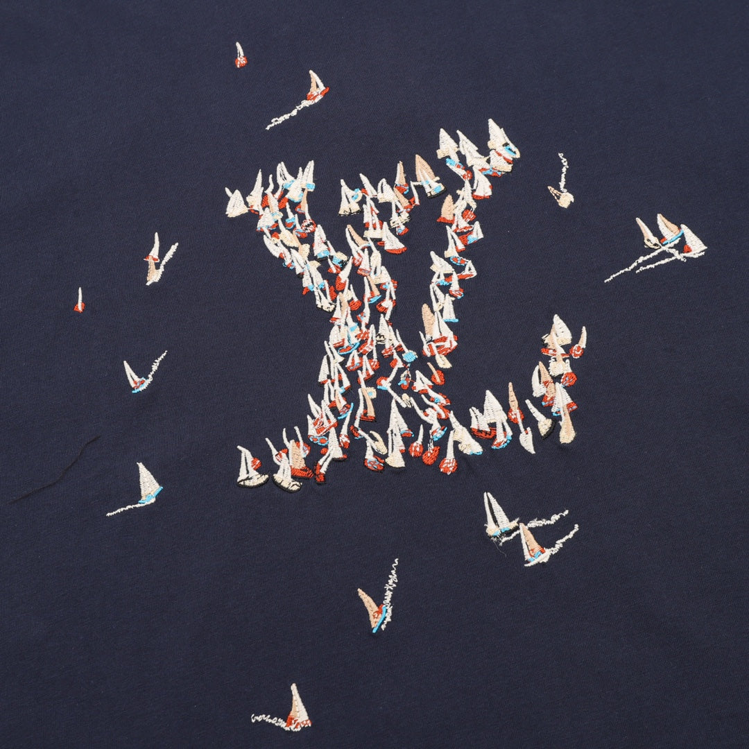 LuxluxHouse Best Quality Clothes T-shirt Louis Vuitton