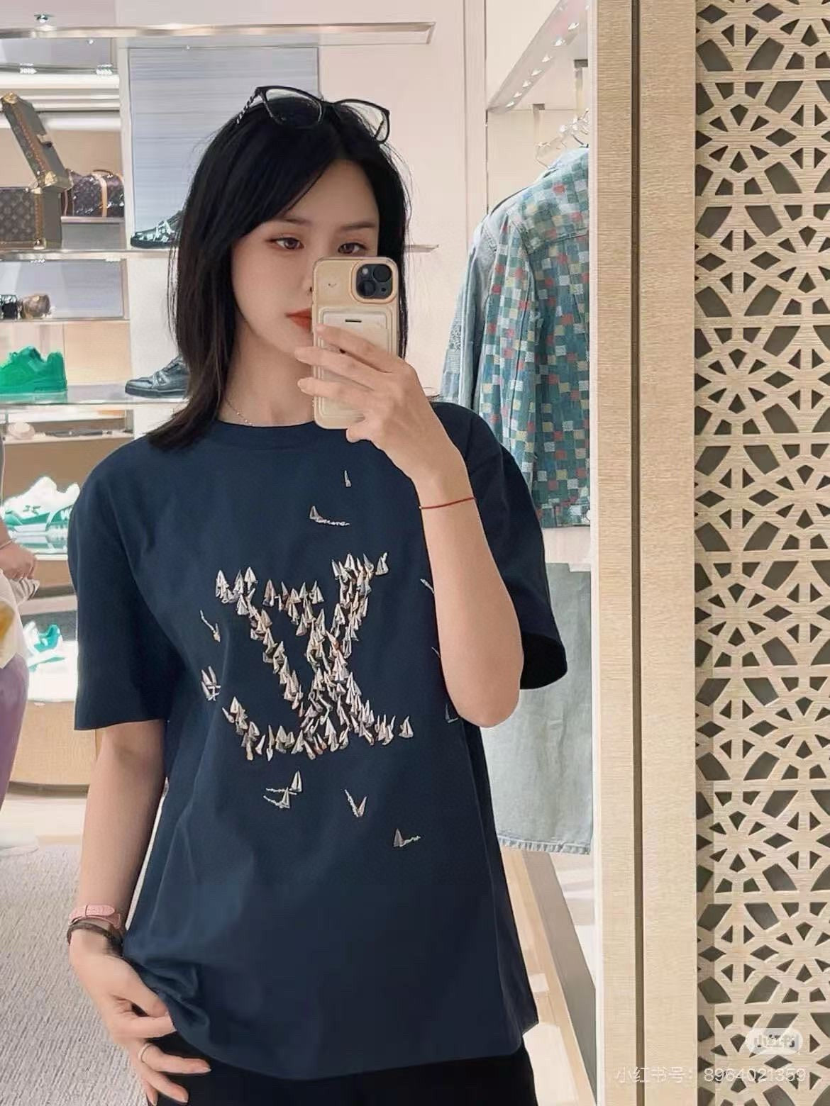 LuxluxHouse Best Quality Clothes T-shirt Louis Vuitton