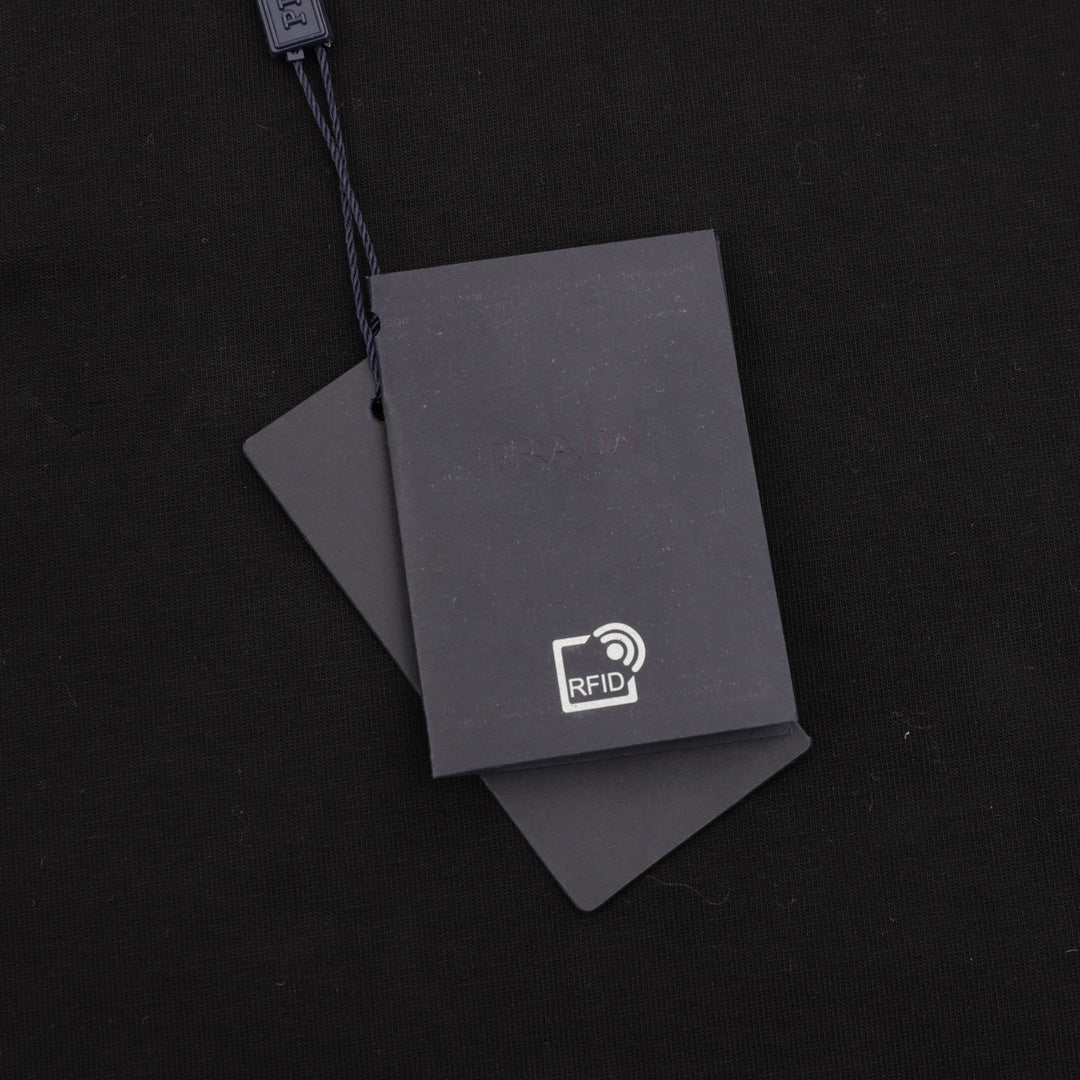 LuxluxHouse Best Quality Clothes T-shirt Prada