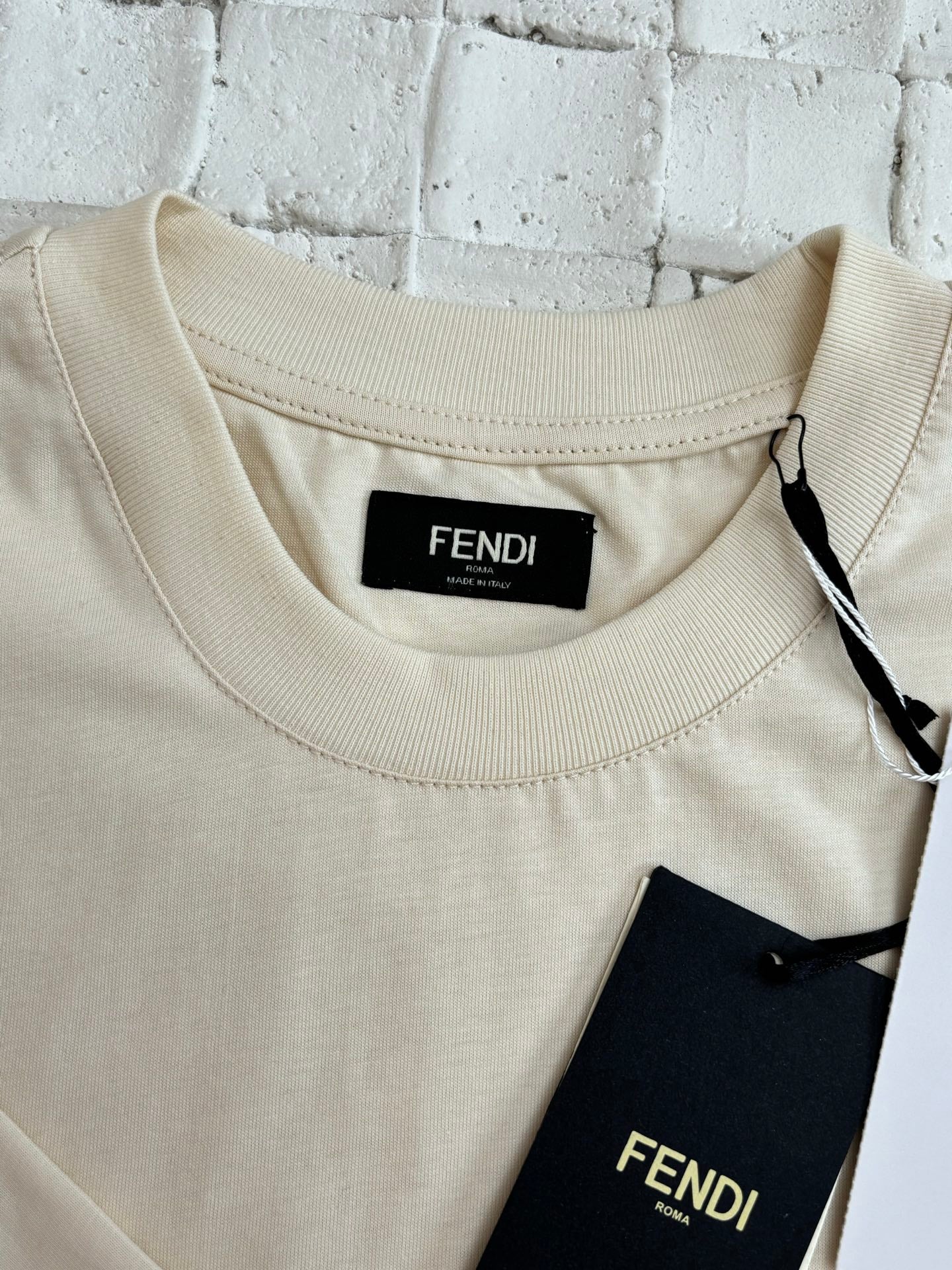 LuxluxHouse Best Quality Clothes Fendi T-shirt