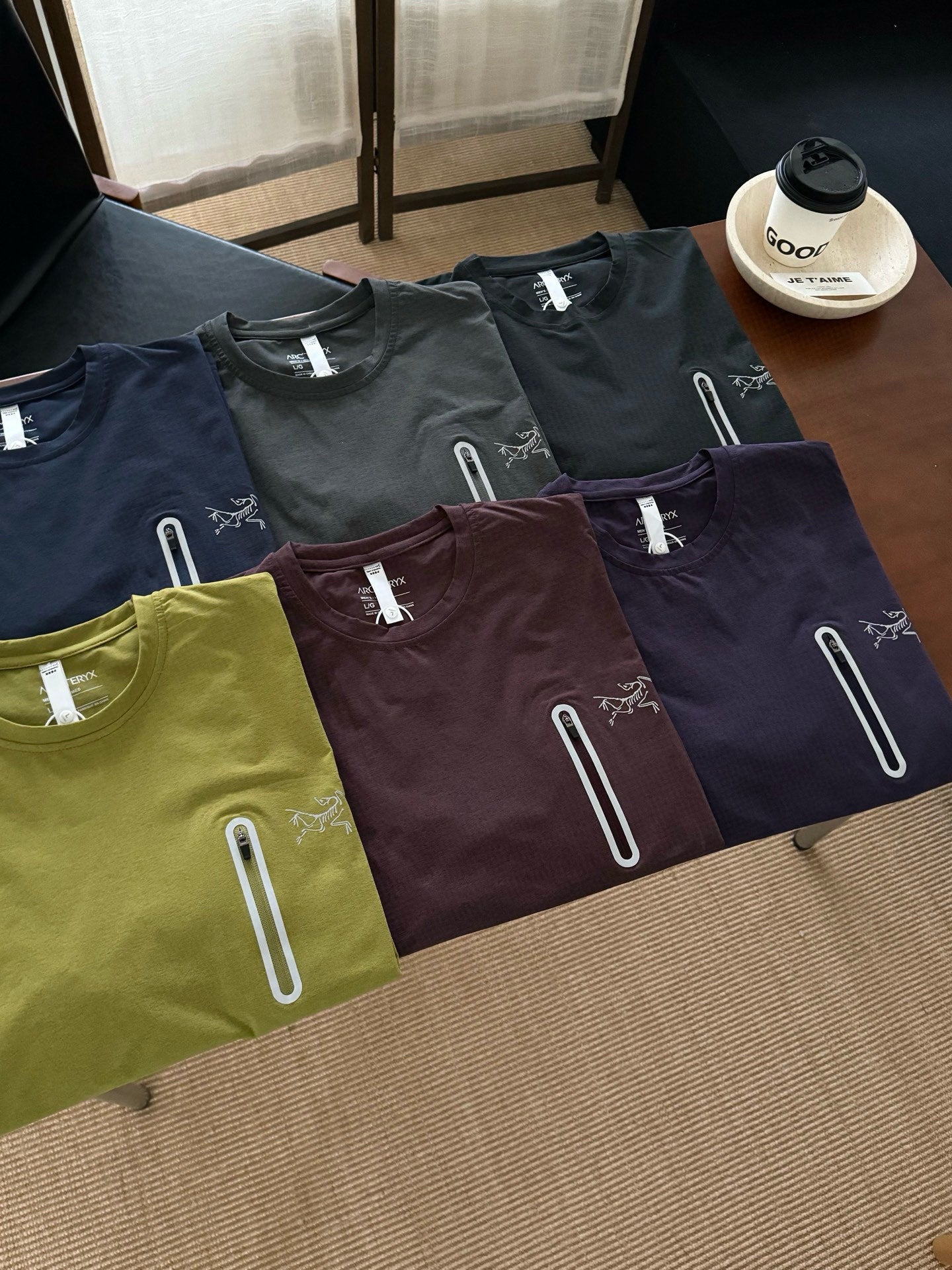 LuxluxHouse Best Quality Clothes T-shirt Arcteryx