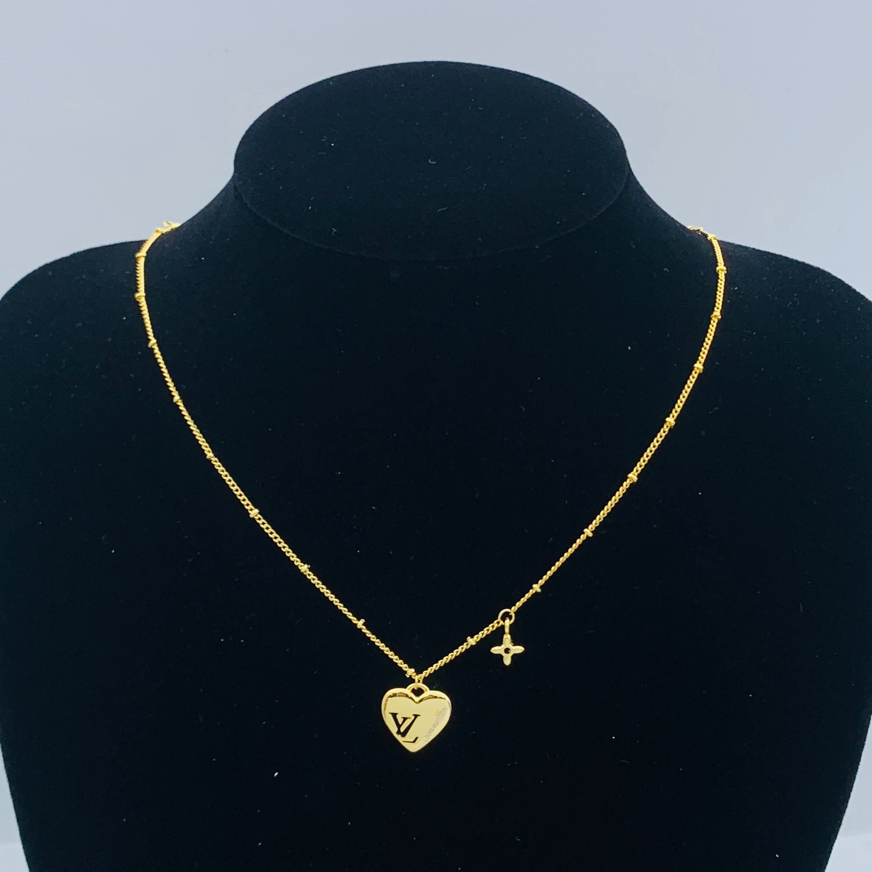 LuxluxHouse Low Price And High Quality Accessories Louis Vuitton