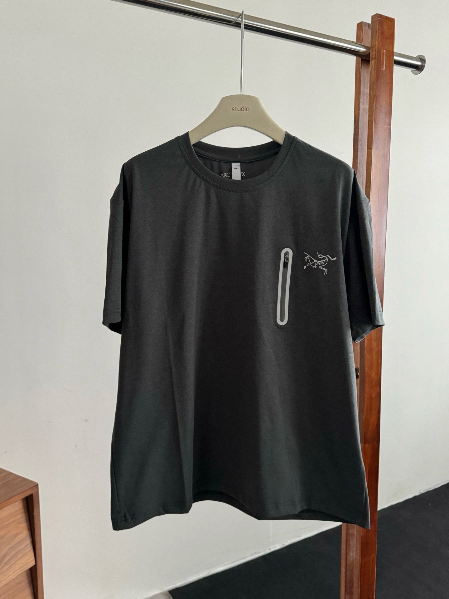LuxluxHouse Best Quality Clothes T-shirt Arcteryx