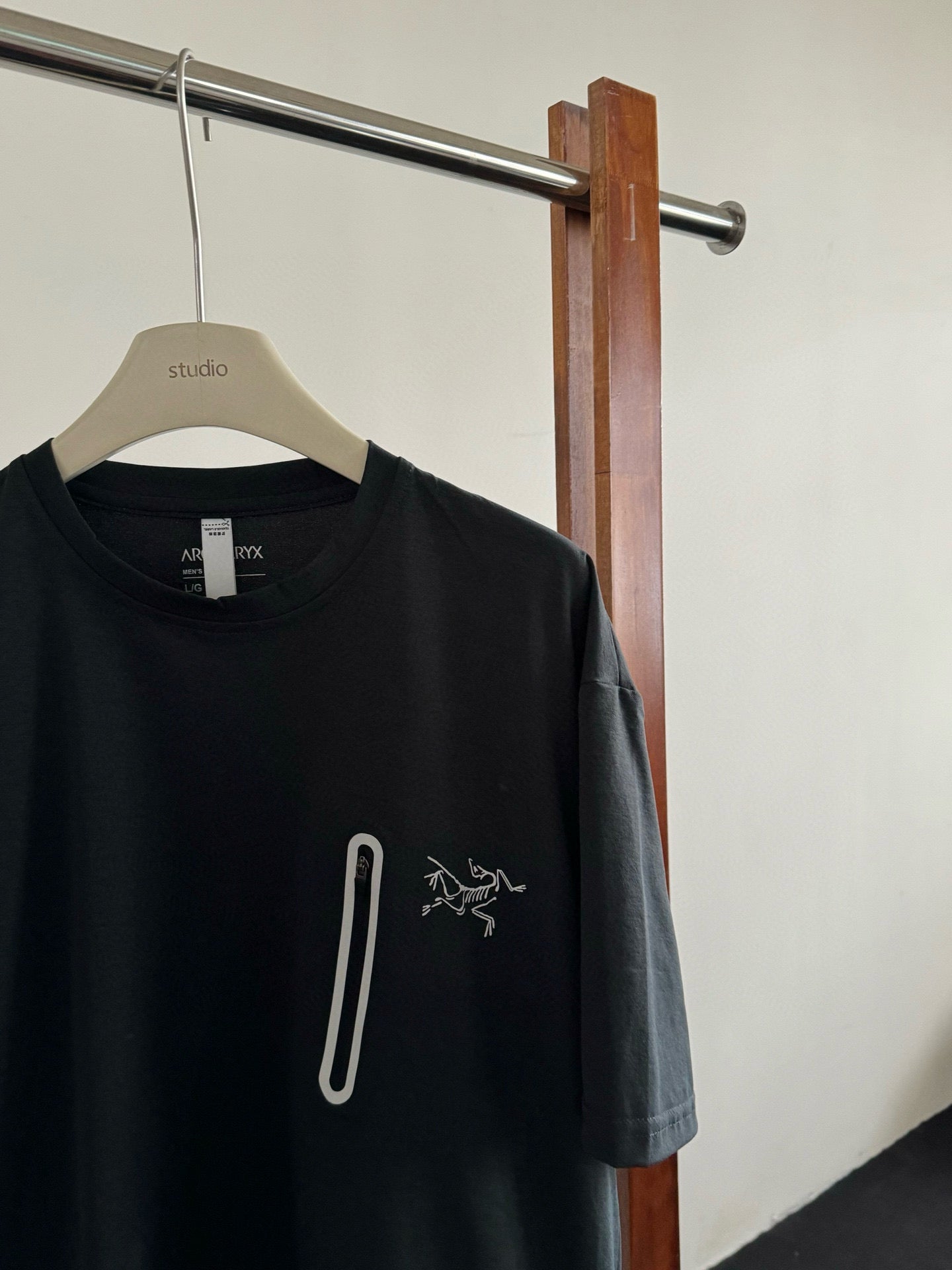 LuxluxHouse Best Quality Clothes T-shirt Arcteryx