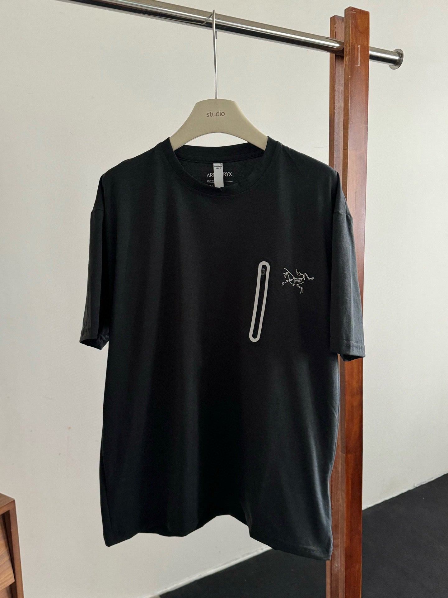 LuxluxHouse Best Quality Clothes T-shirt Arcteryx