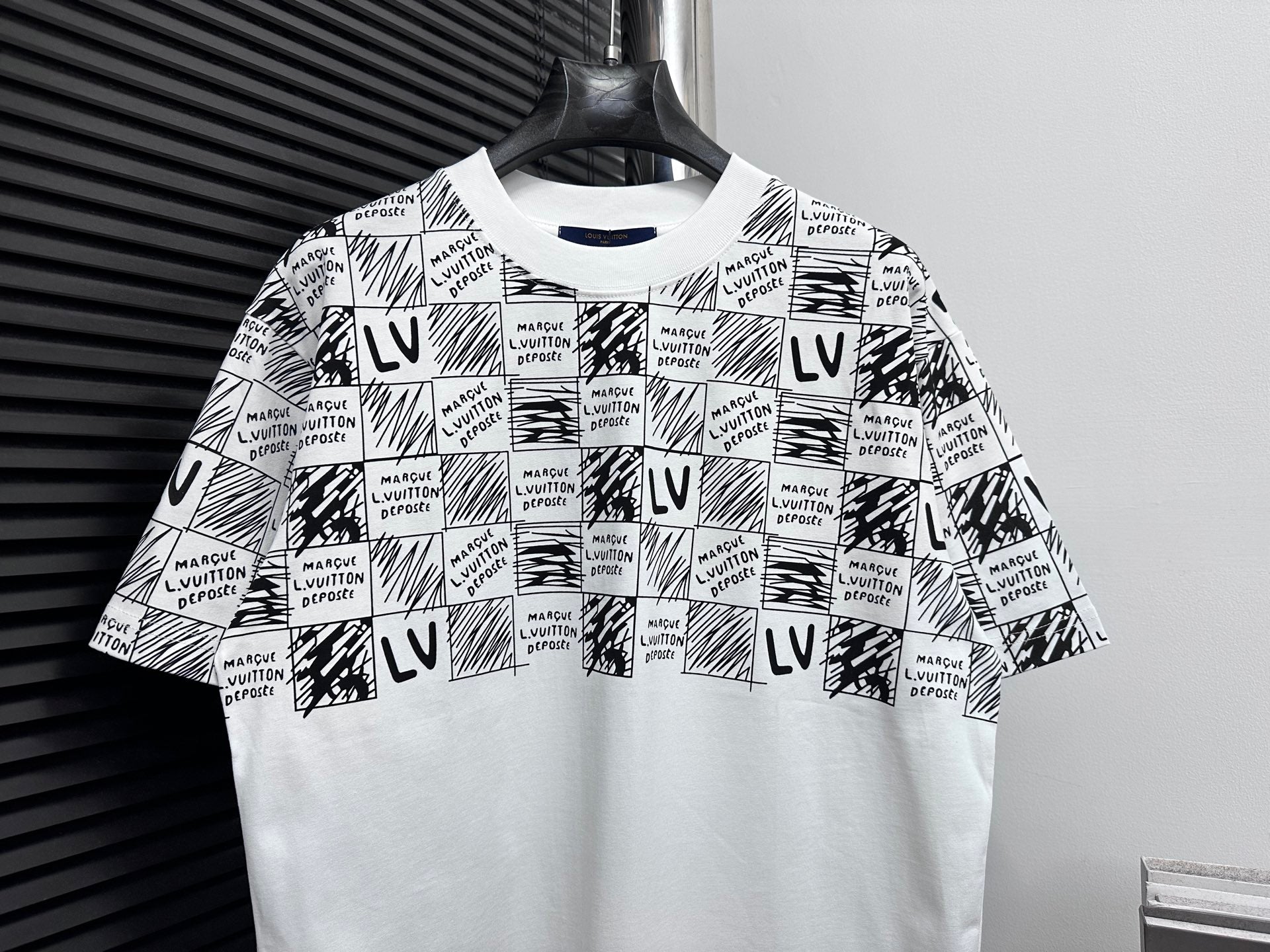 LuxluxHouse Best Quality Clothes T-shirt Louis Vuitton