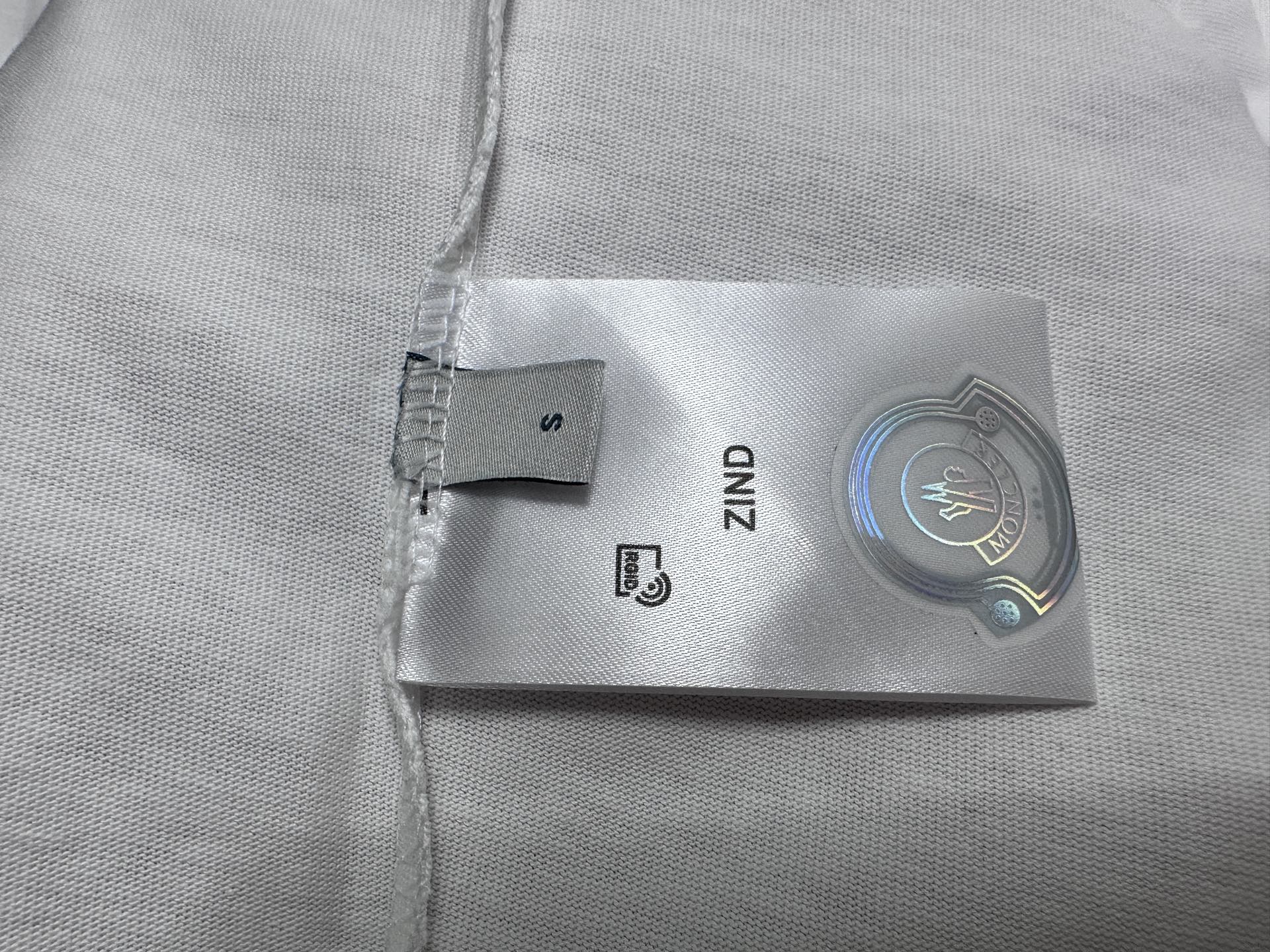 LuxluxHouse Best Quality Clothes T-shirt Moncler